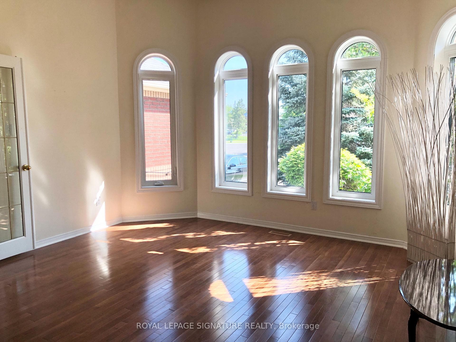 3466 Trelawny Circle photo 4