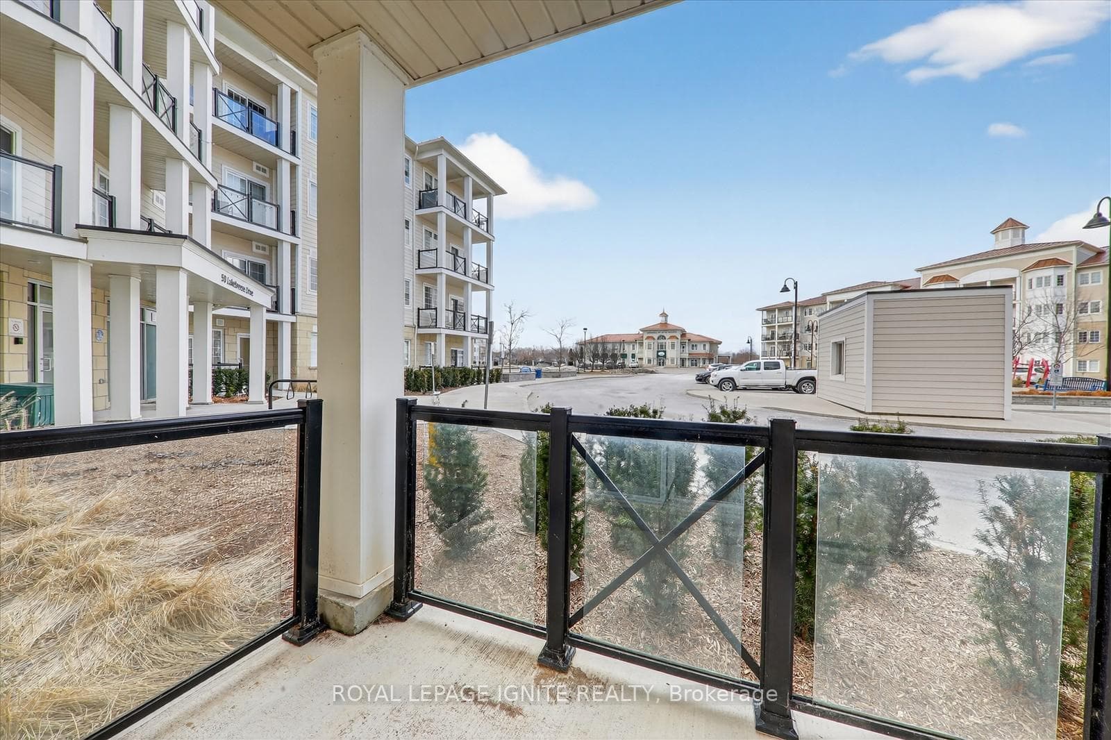 50 Lakebreeze Drive Unit 128 photo 19