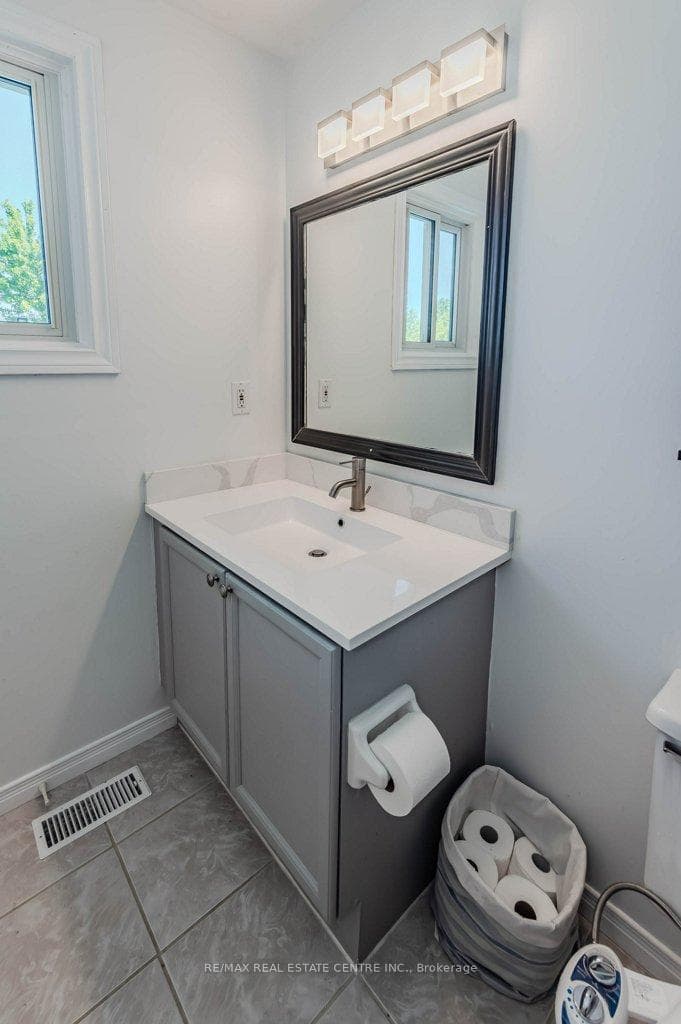 430 Flannery Drive photo 25