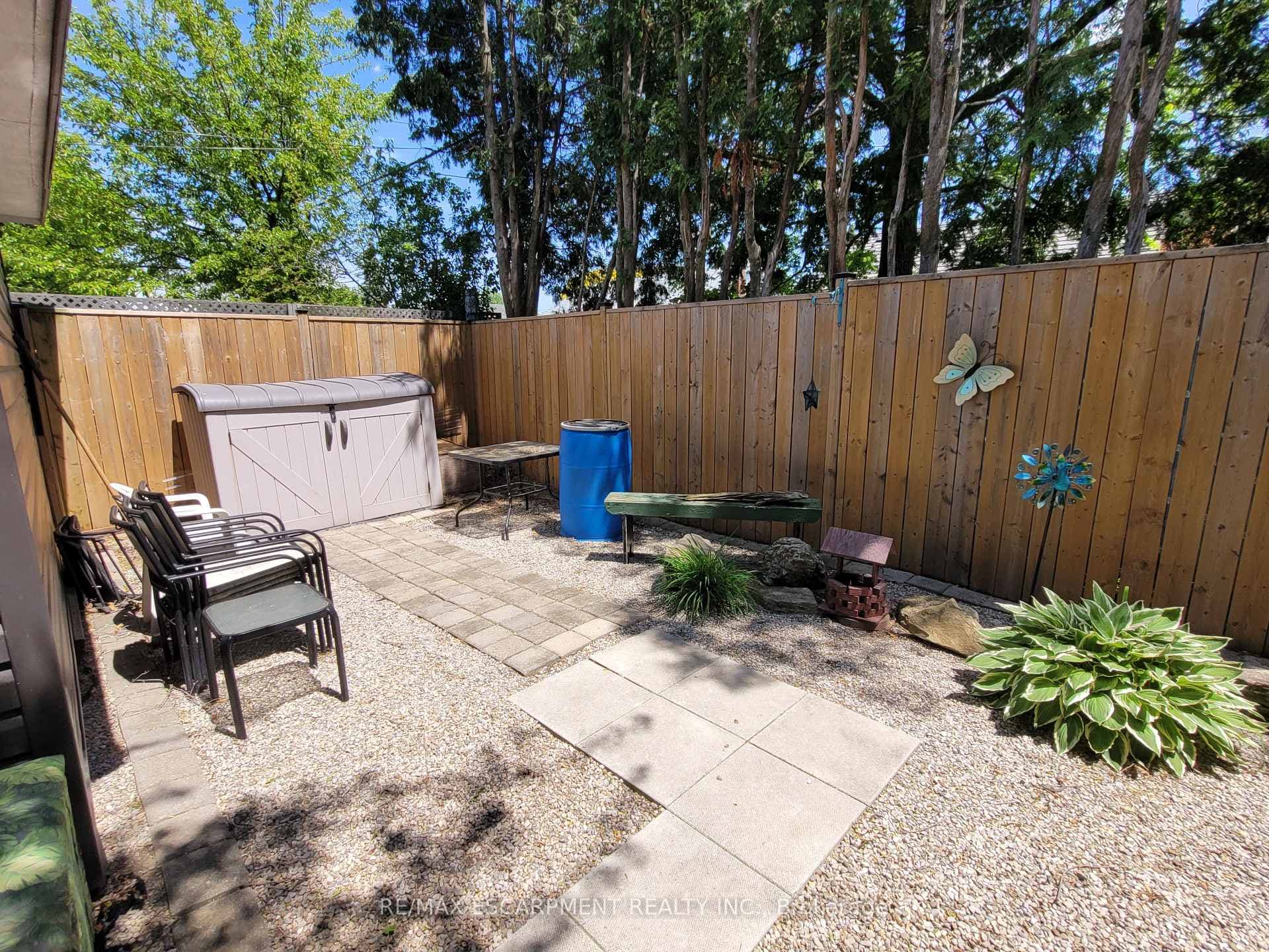 239 WEST 18TH Street photo 33