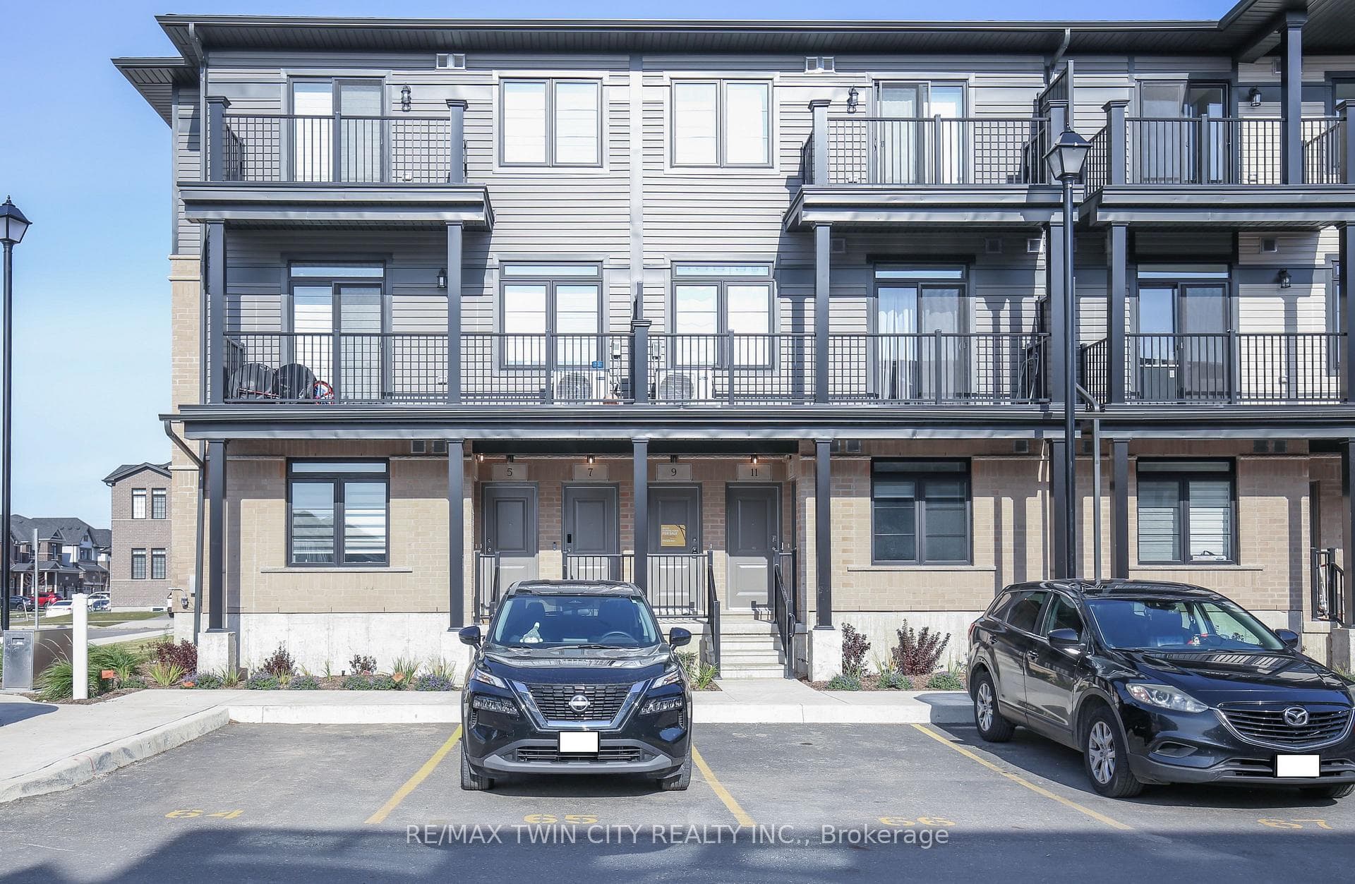 7 Lomond Lane photo 13
