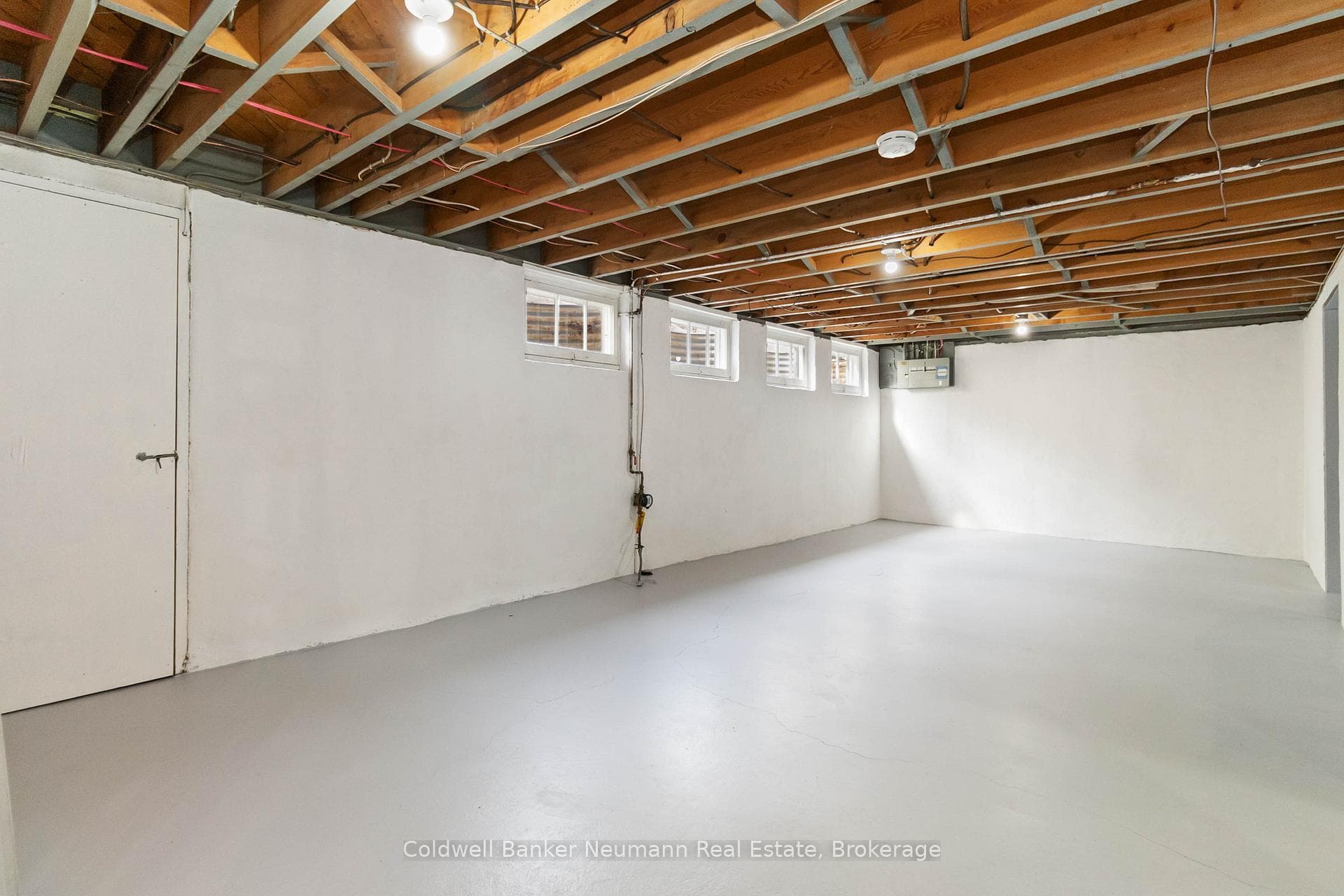 133 Westmount Road photo 33
