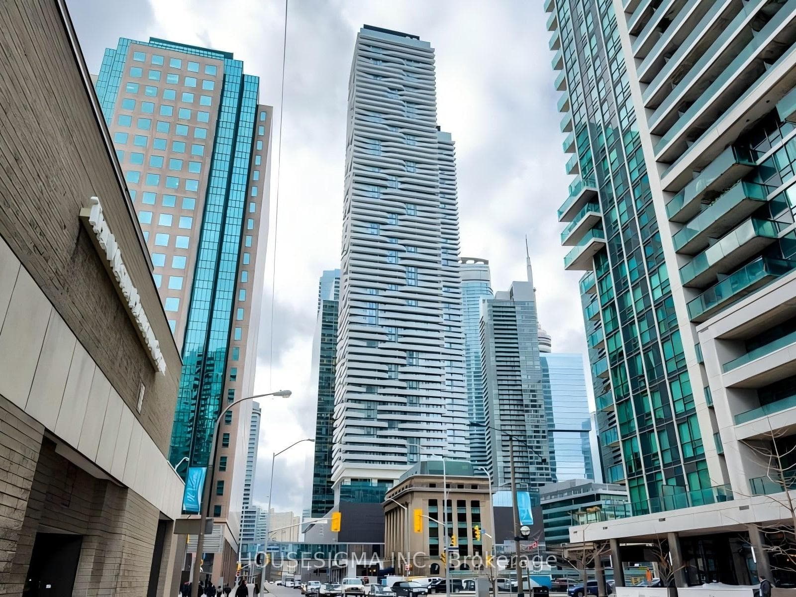 88 Harbour Street Unit 4001 photo 1