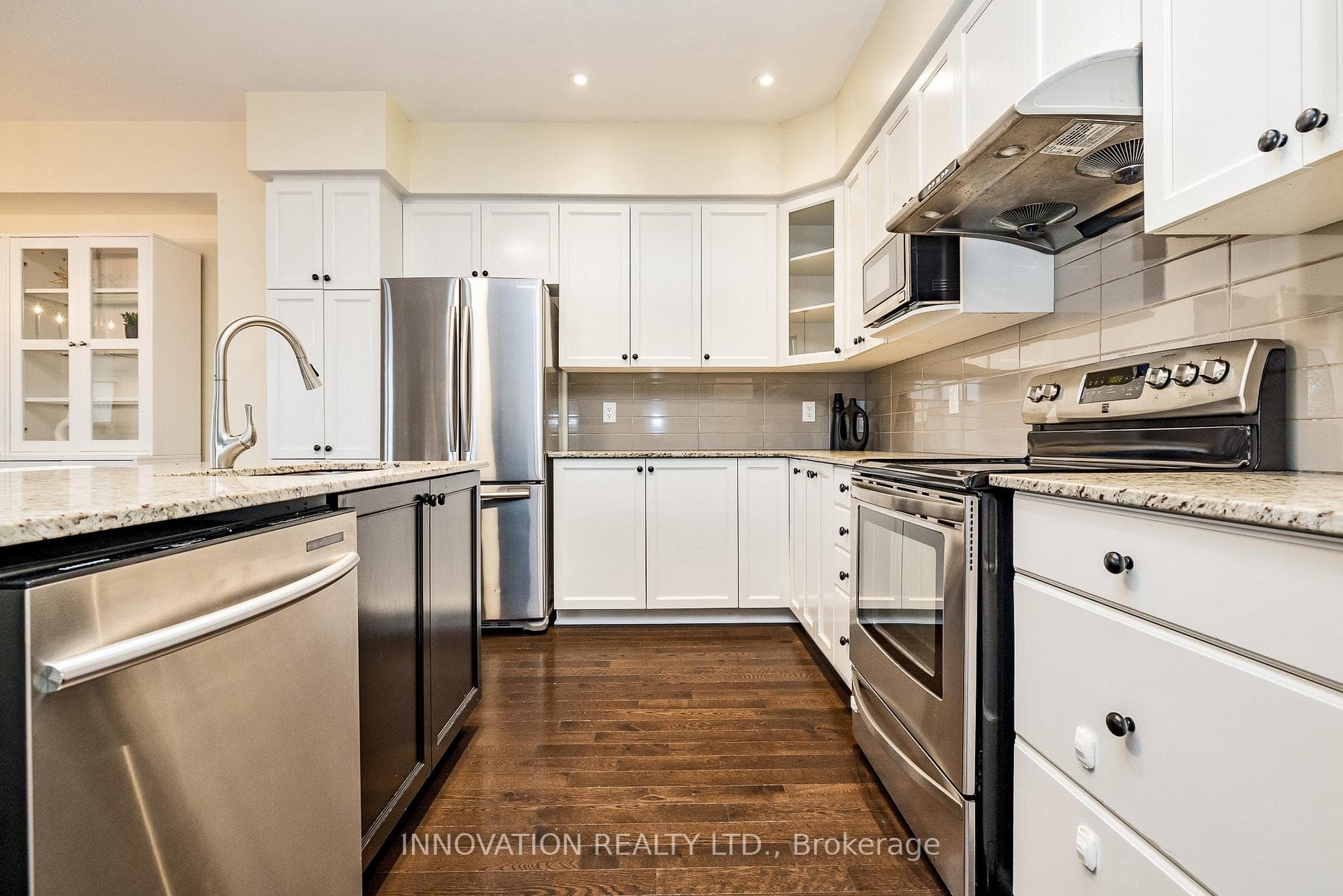926 Fletcher Circle photo 11