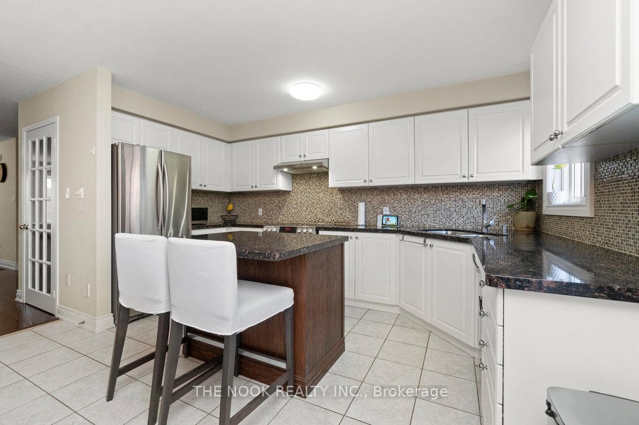 50 Torr Lane photo 10