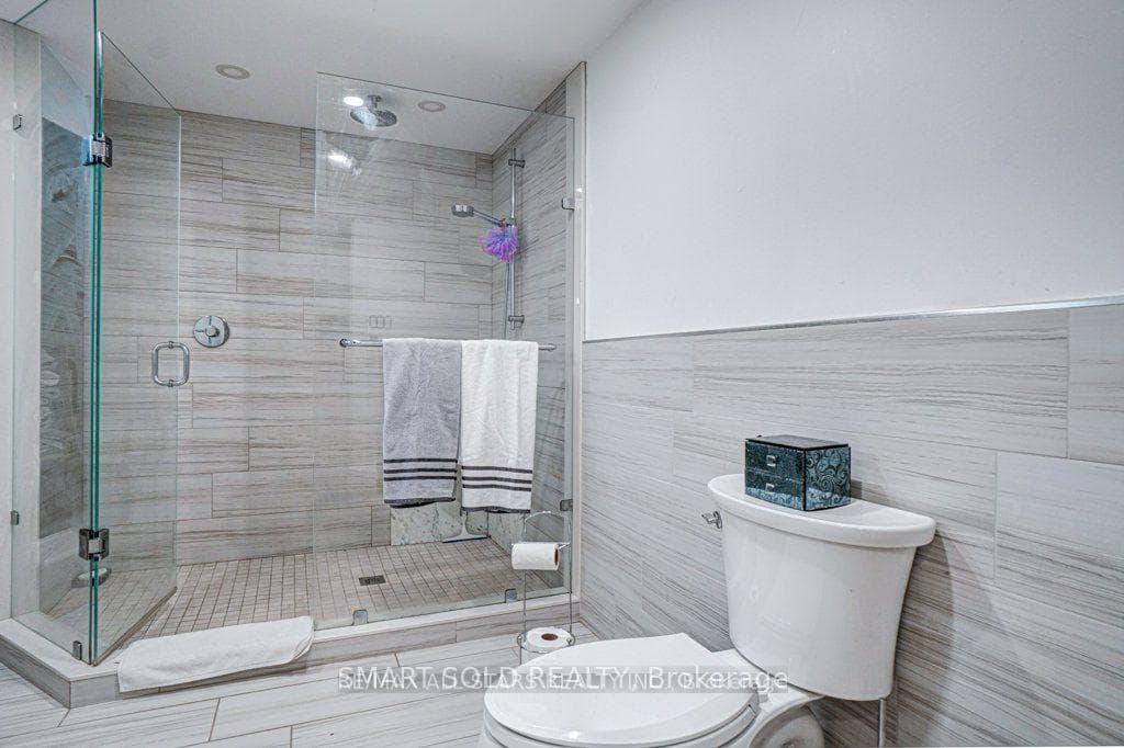 335 Ashworth Road photo 27
