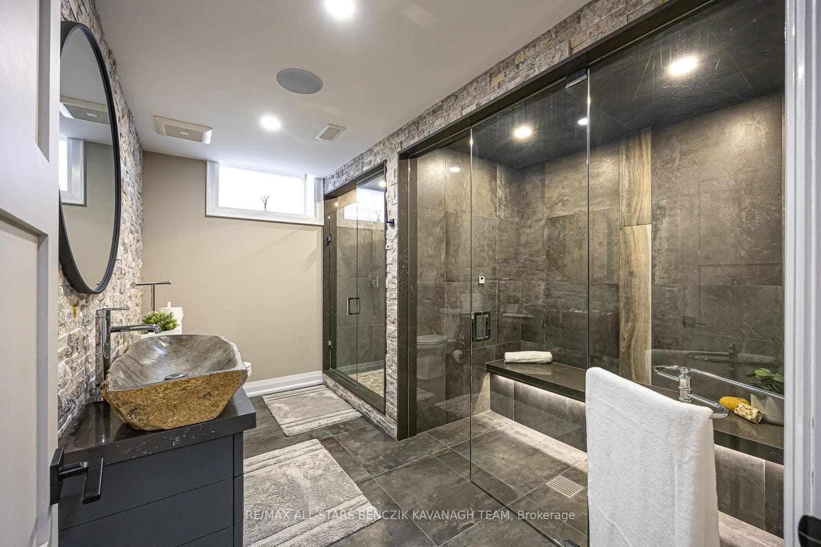 18 Wyndance Way photo 33