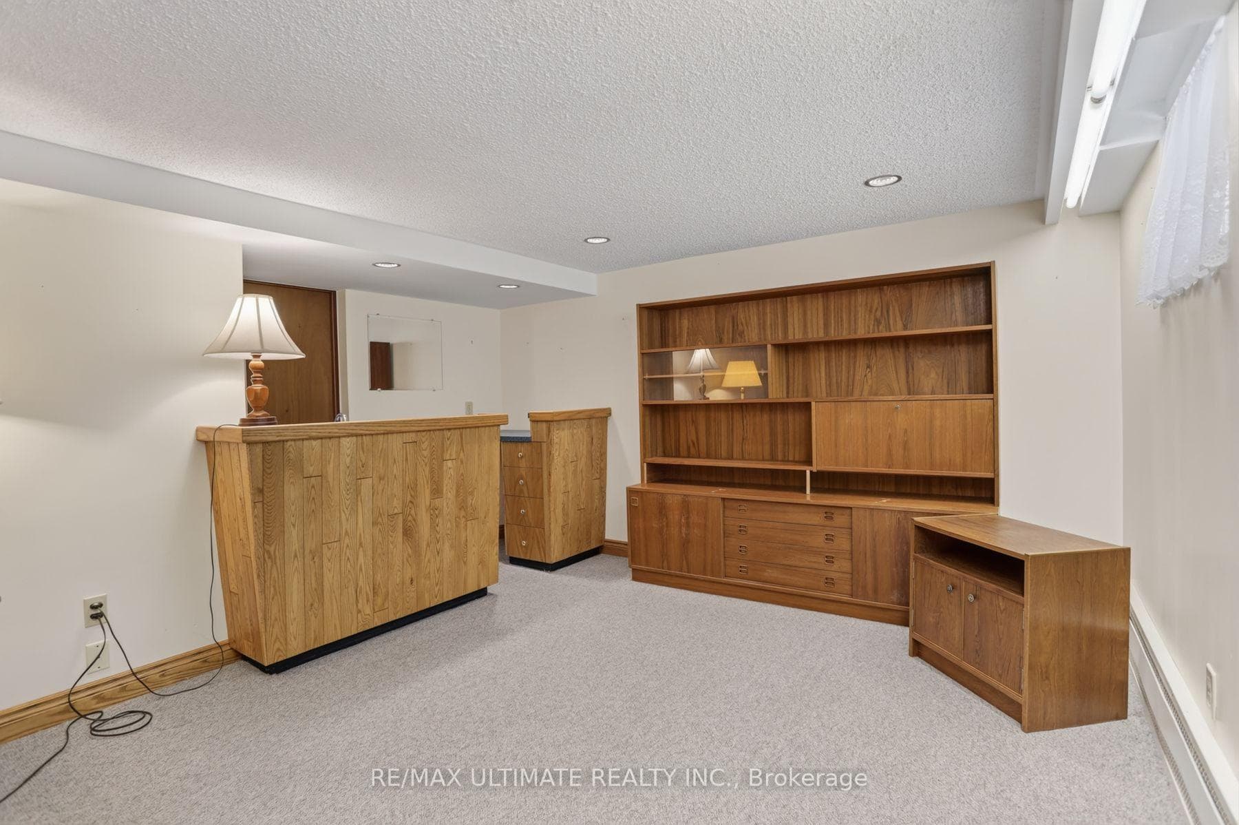 81 Flora Drive photo 32