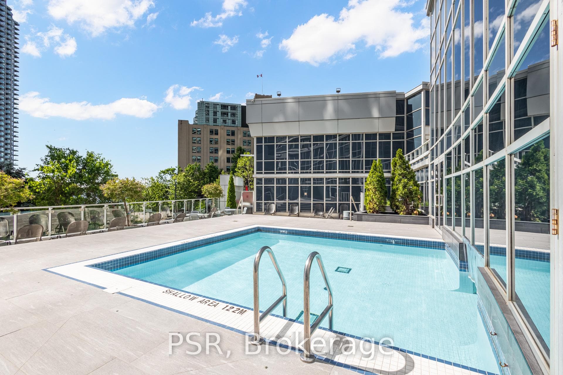 218 Queens Quay Unit 1506 photo 33