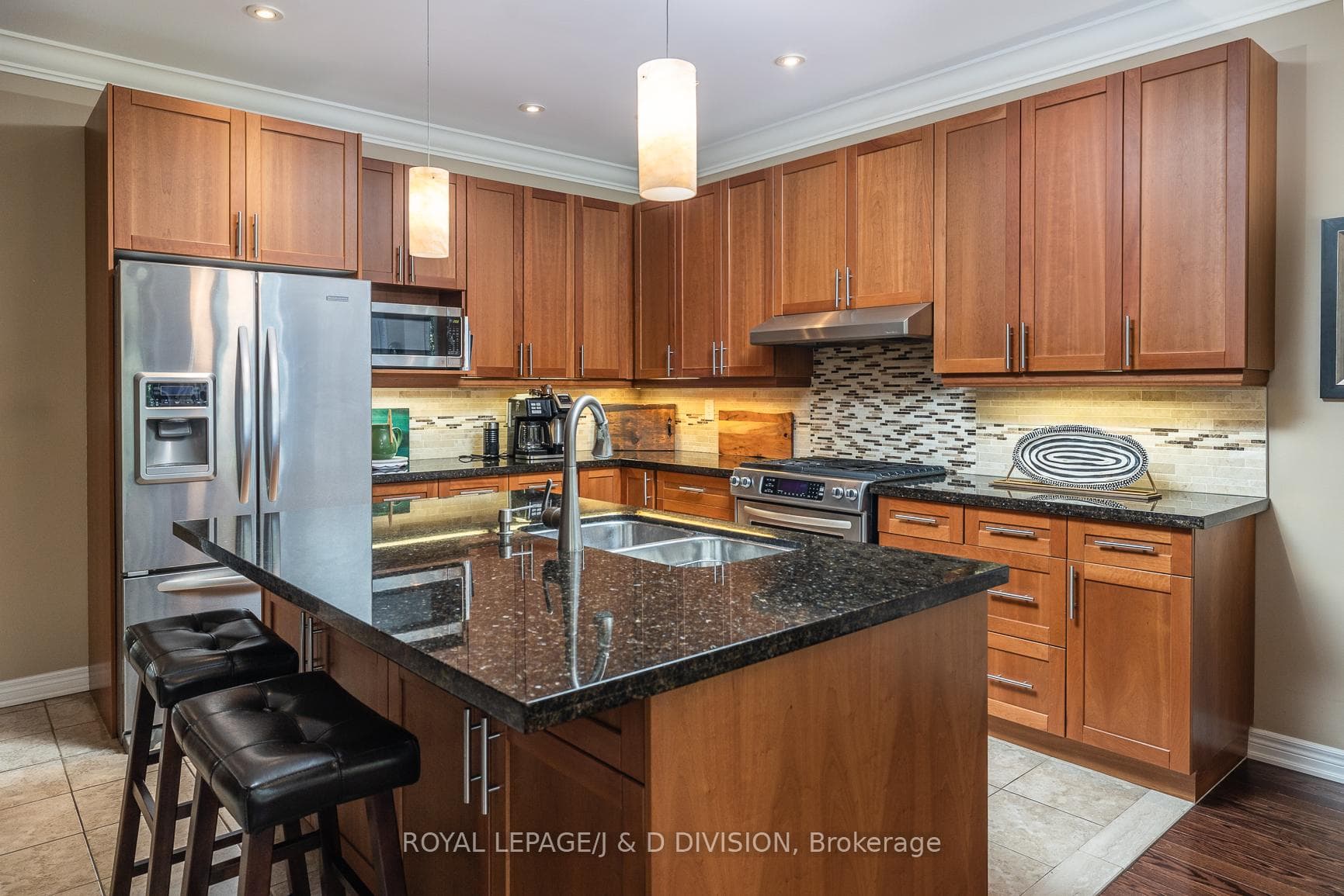 2321 Wuthering Heights Way photo 17
