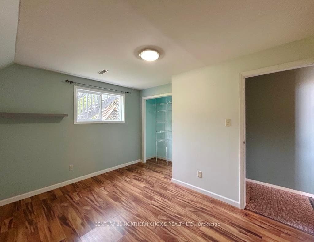 1232 Emo Road photo 21