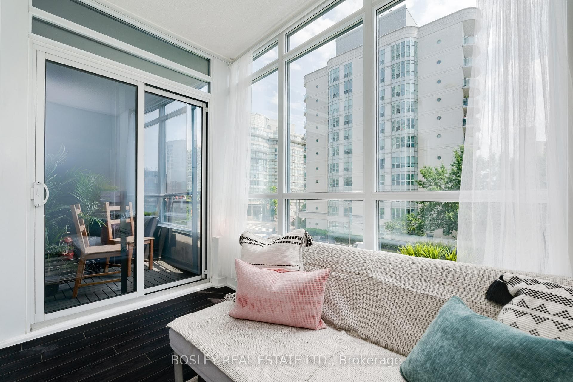 38 Dan Leckie Way Unit 316 photo 13