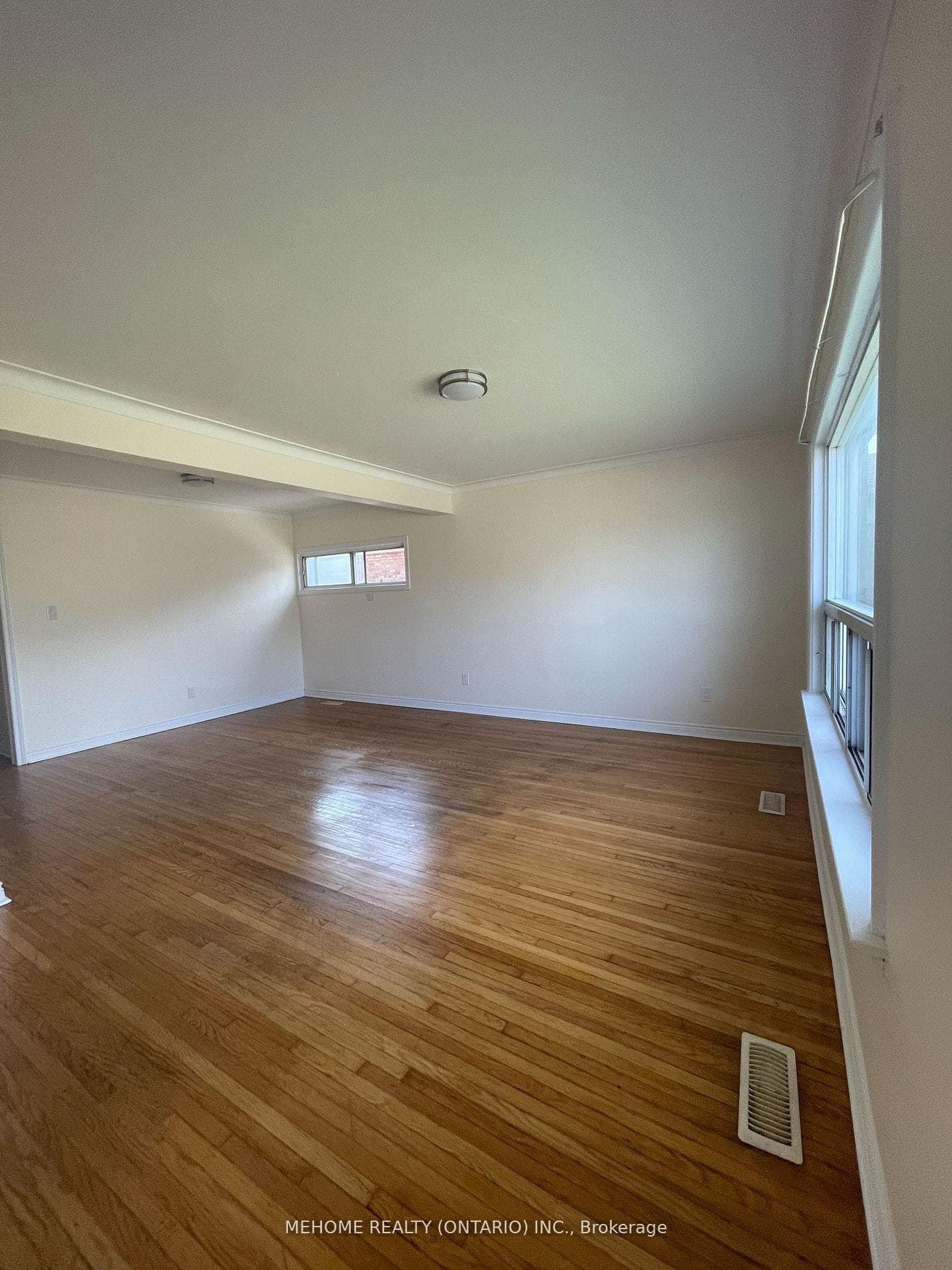 81 Cornwallis Drive Unit Main photo 5