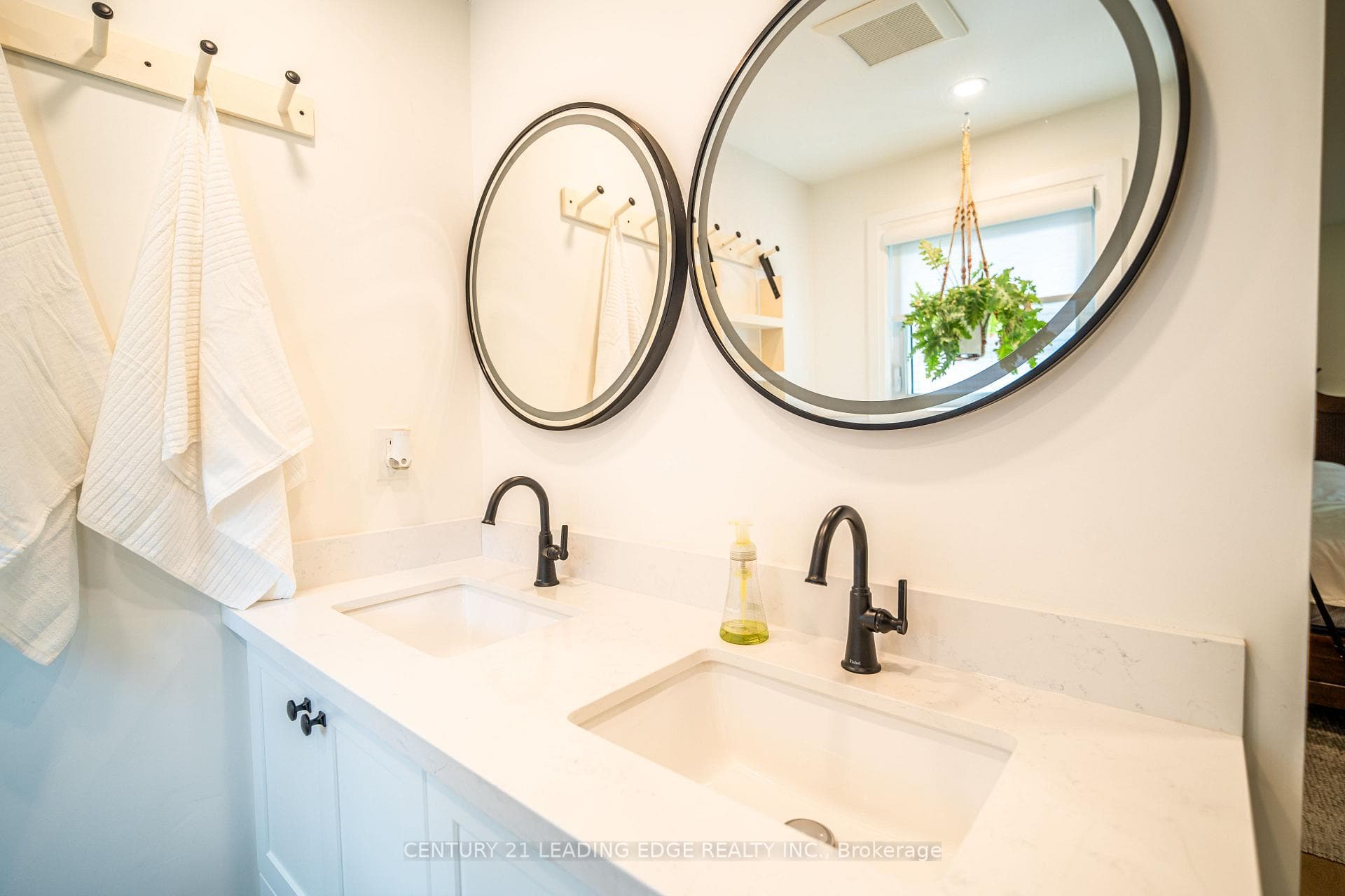 161 WALTON Drive photo 29