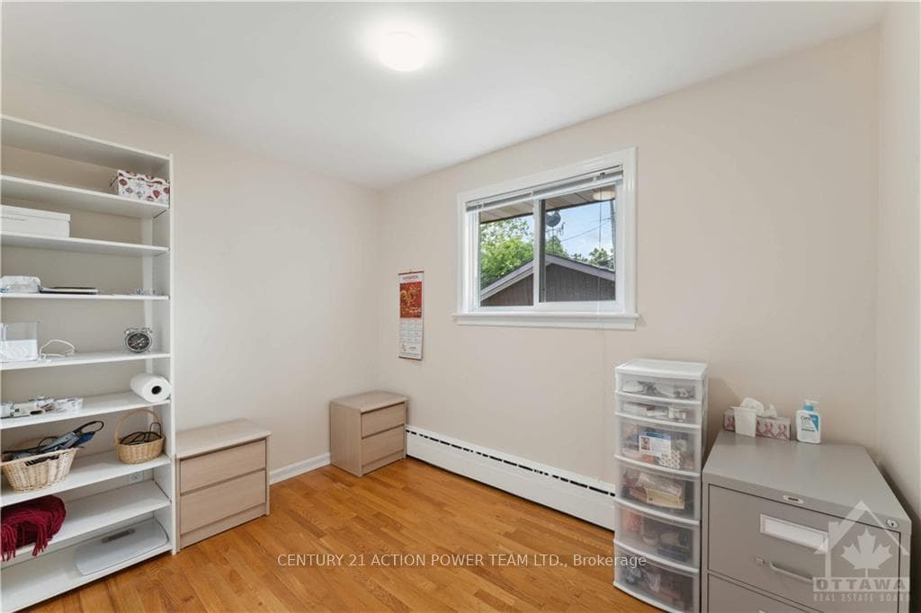 736 CLAUDE Street Unit A photo 23