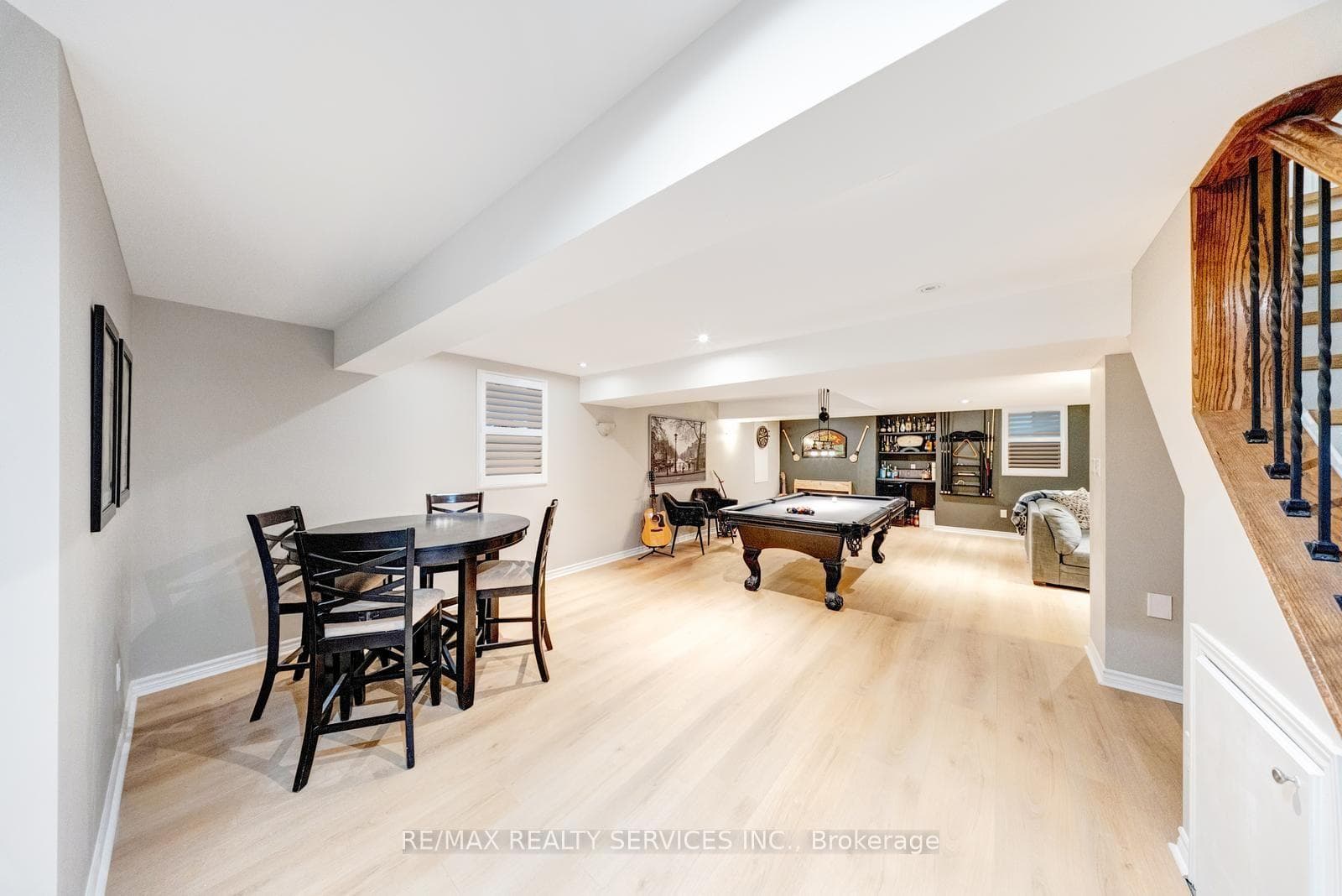 277 Potts Terrace photo 32