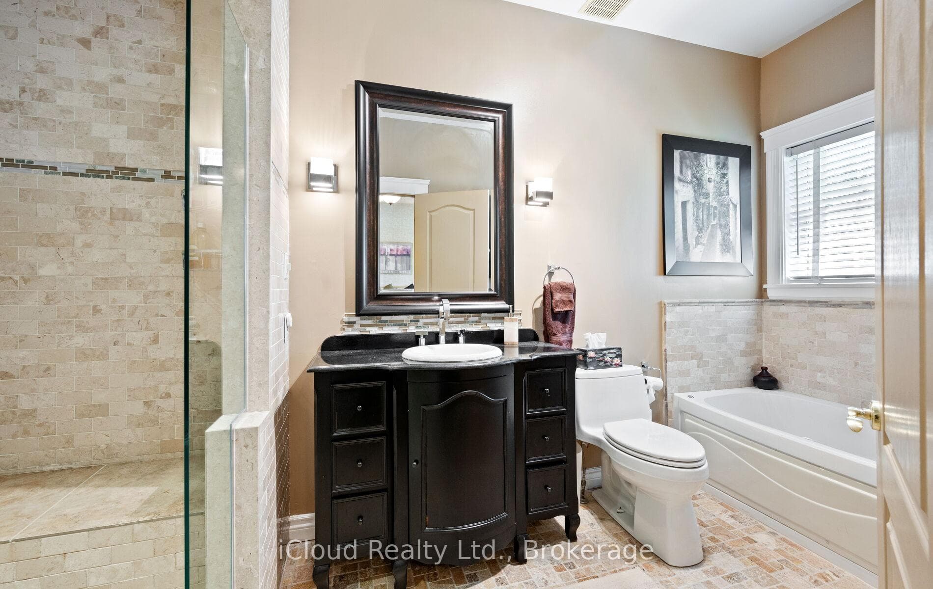 104 Wycliffe Cove N/A photo 28