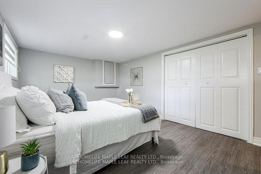 689 Macyoung Drive photo 36