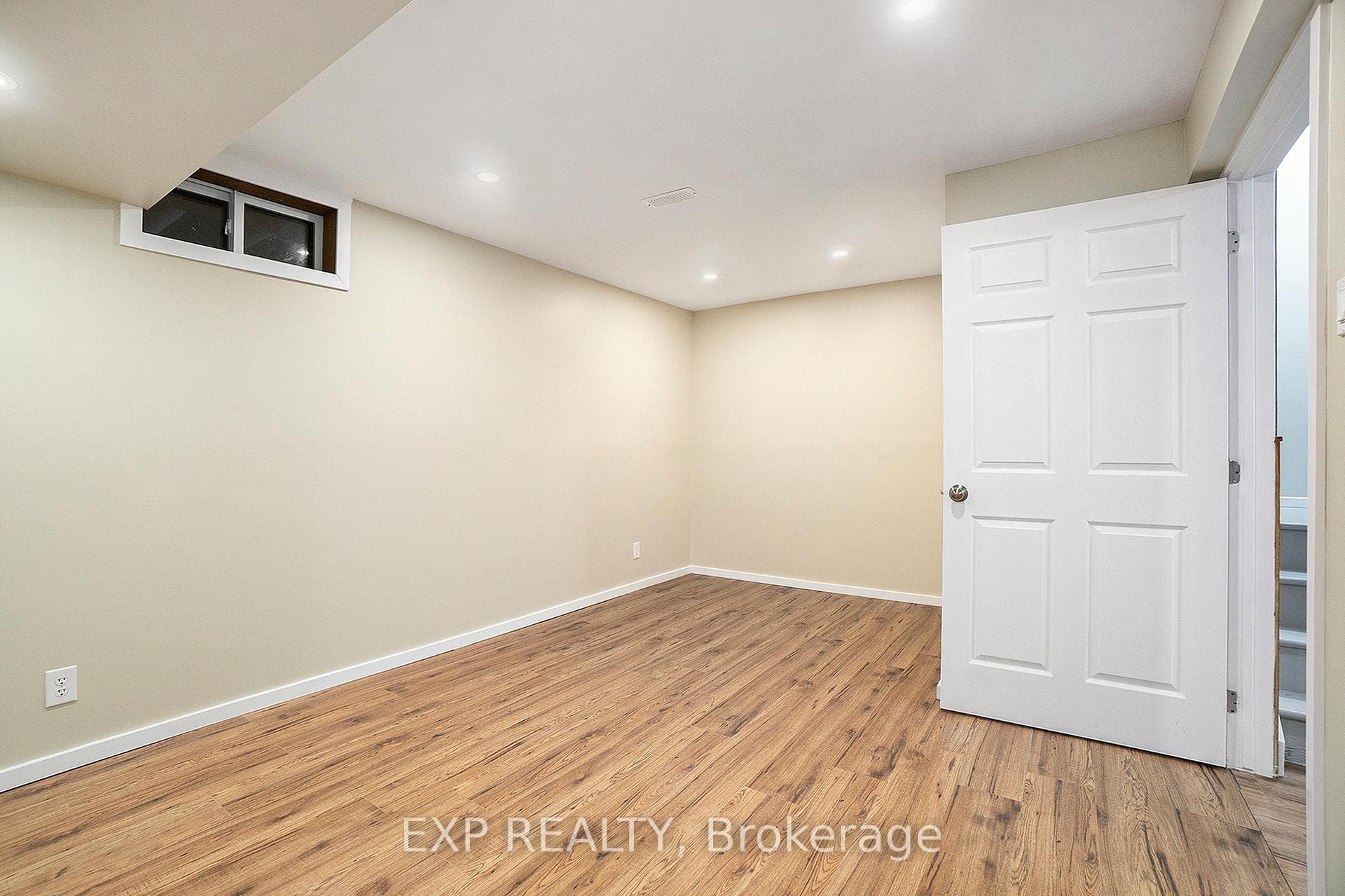 39 Dignard Street photo 24