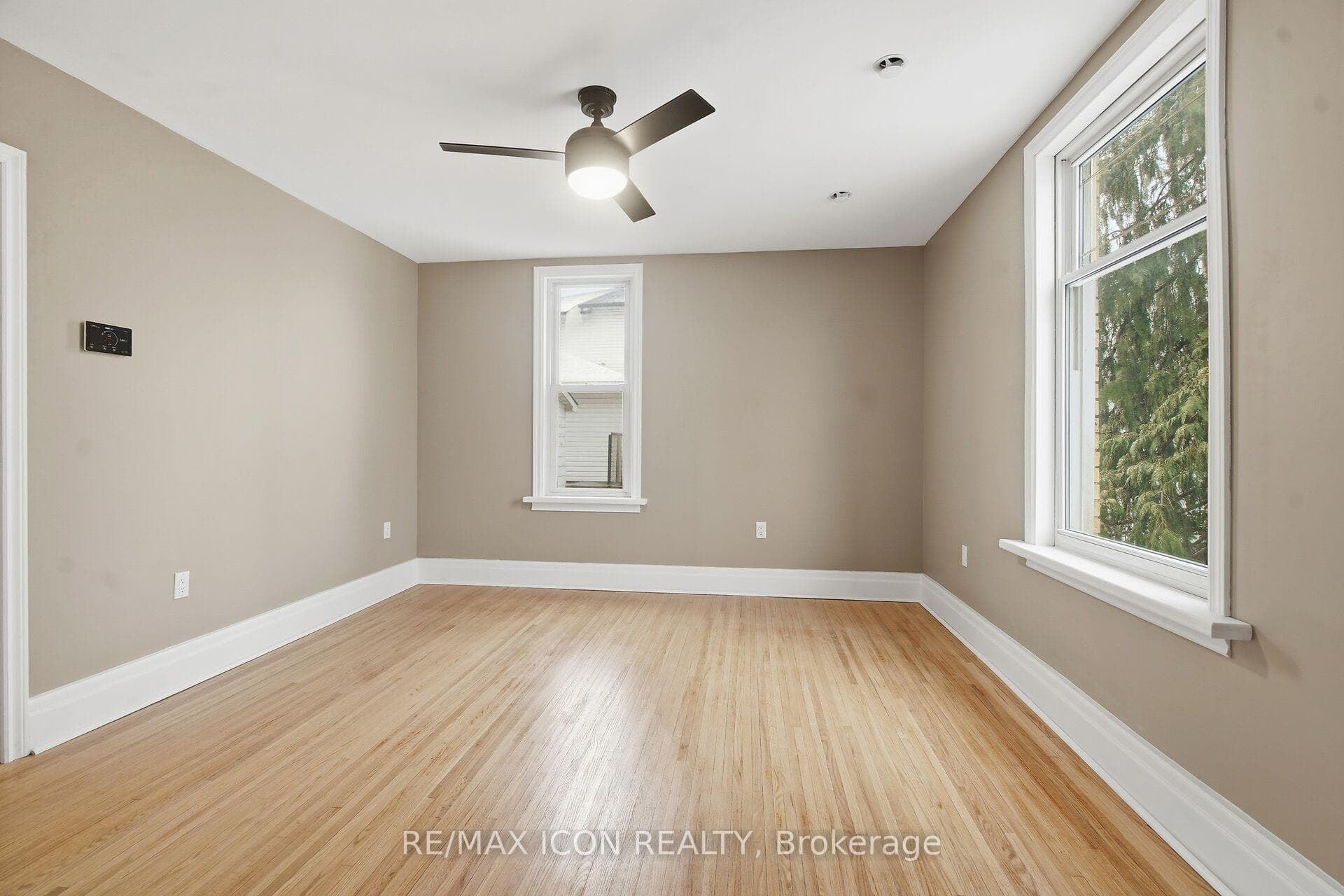 182 Maple Street photo 10