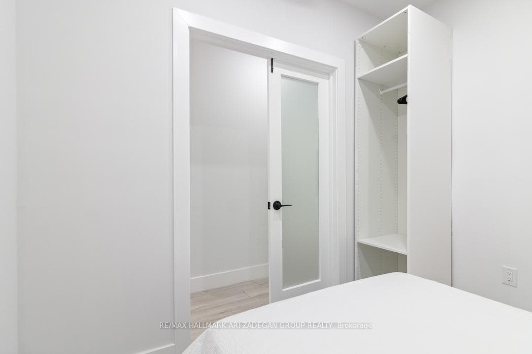 16 Minto Street Unit Bsmt photo 15
