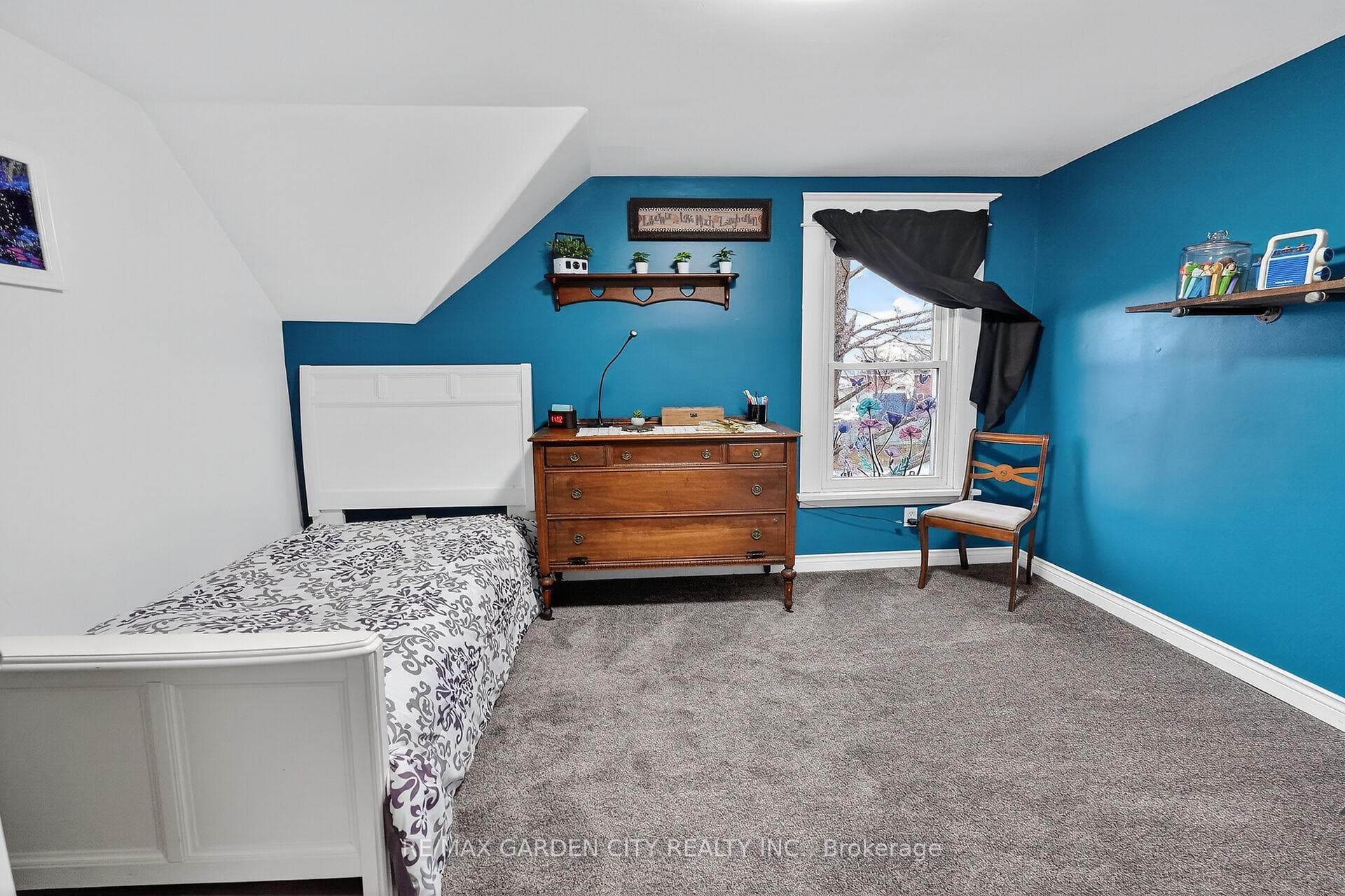 3745 King Street photo 24