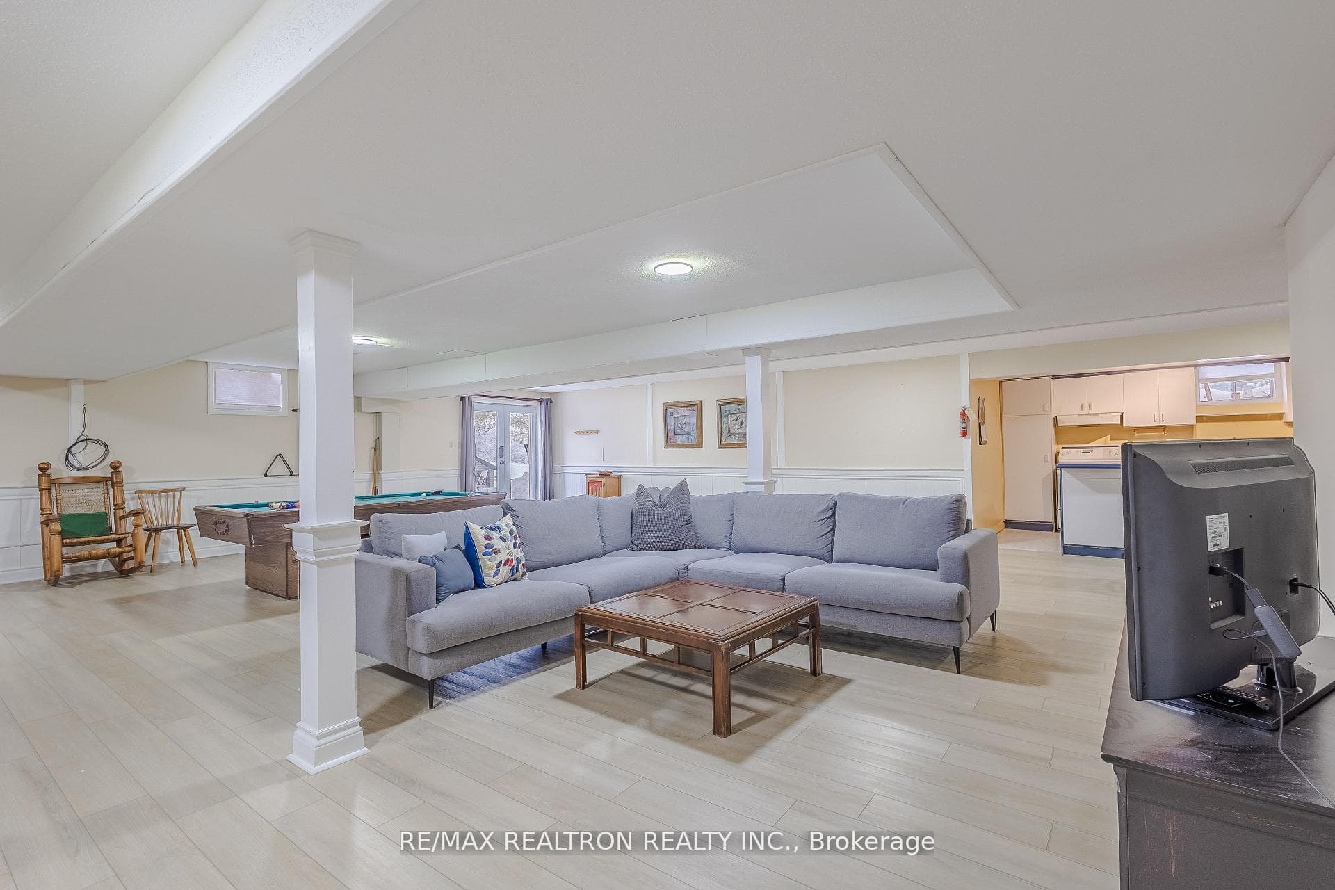240 Webb Road photo 32