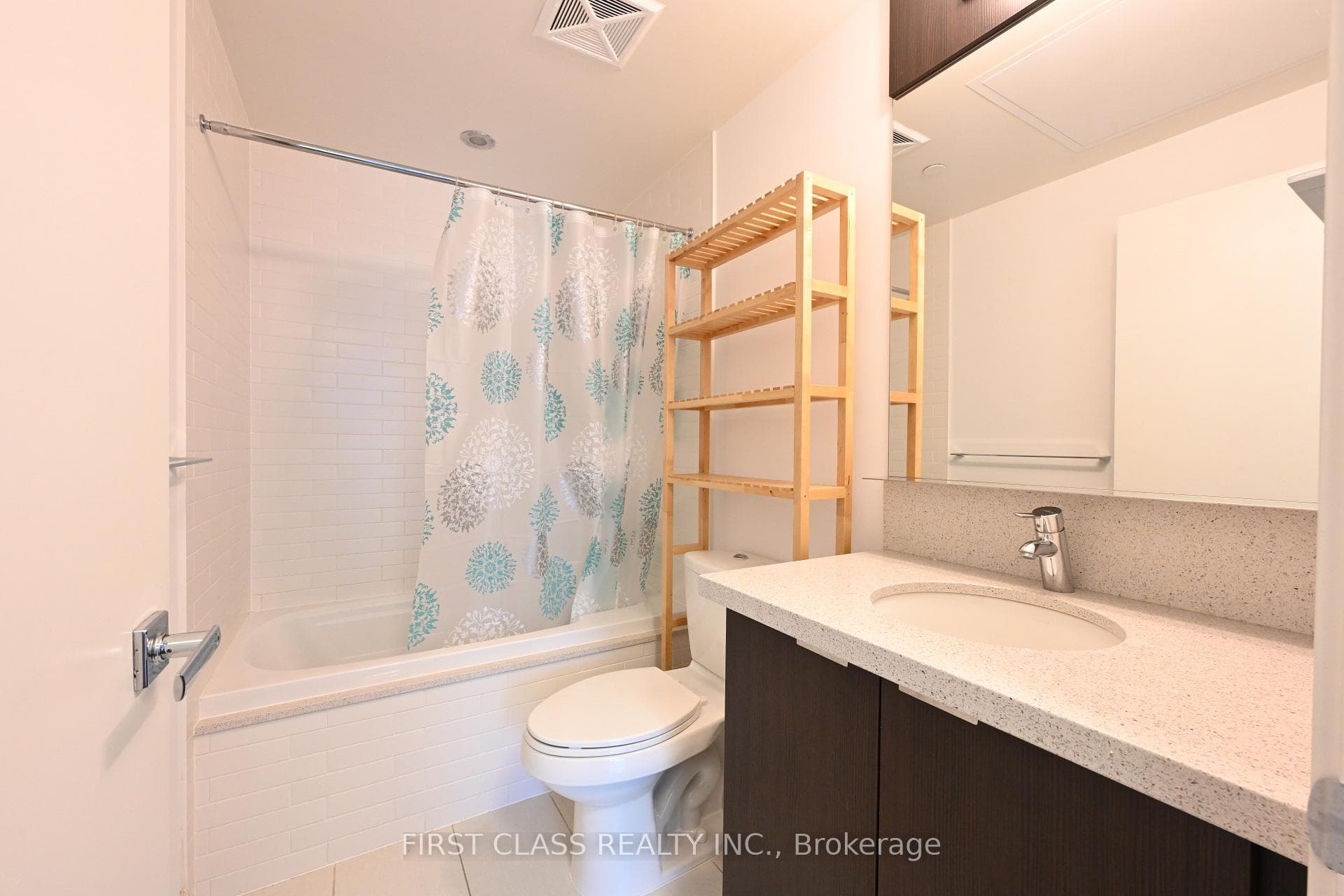 21 Widmer Street Unit 2109 photo 6