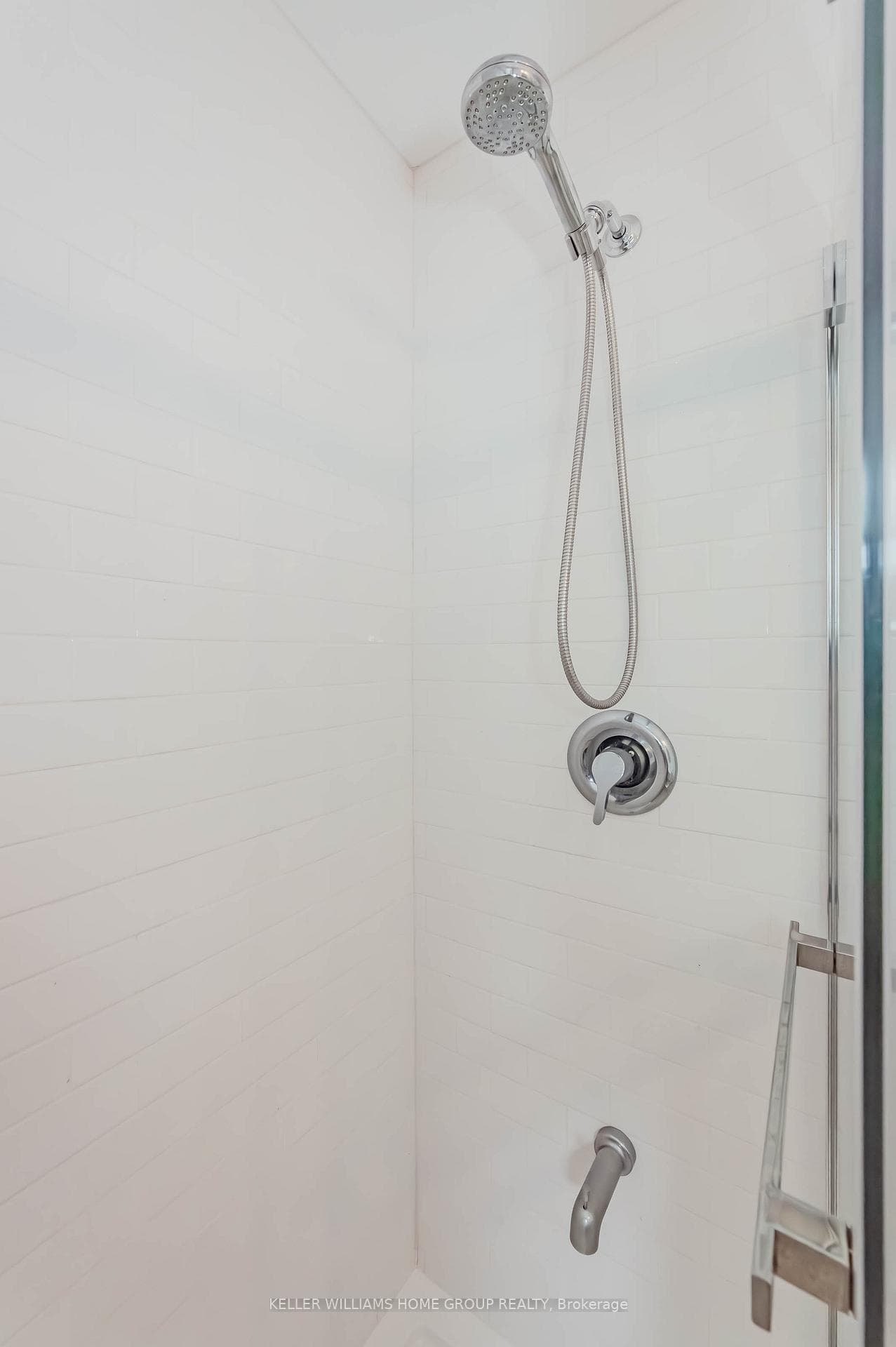 10 Hamel Avenue photo 24