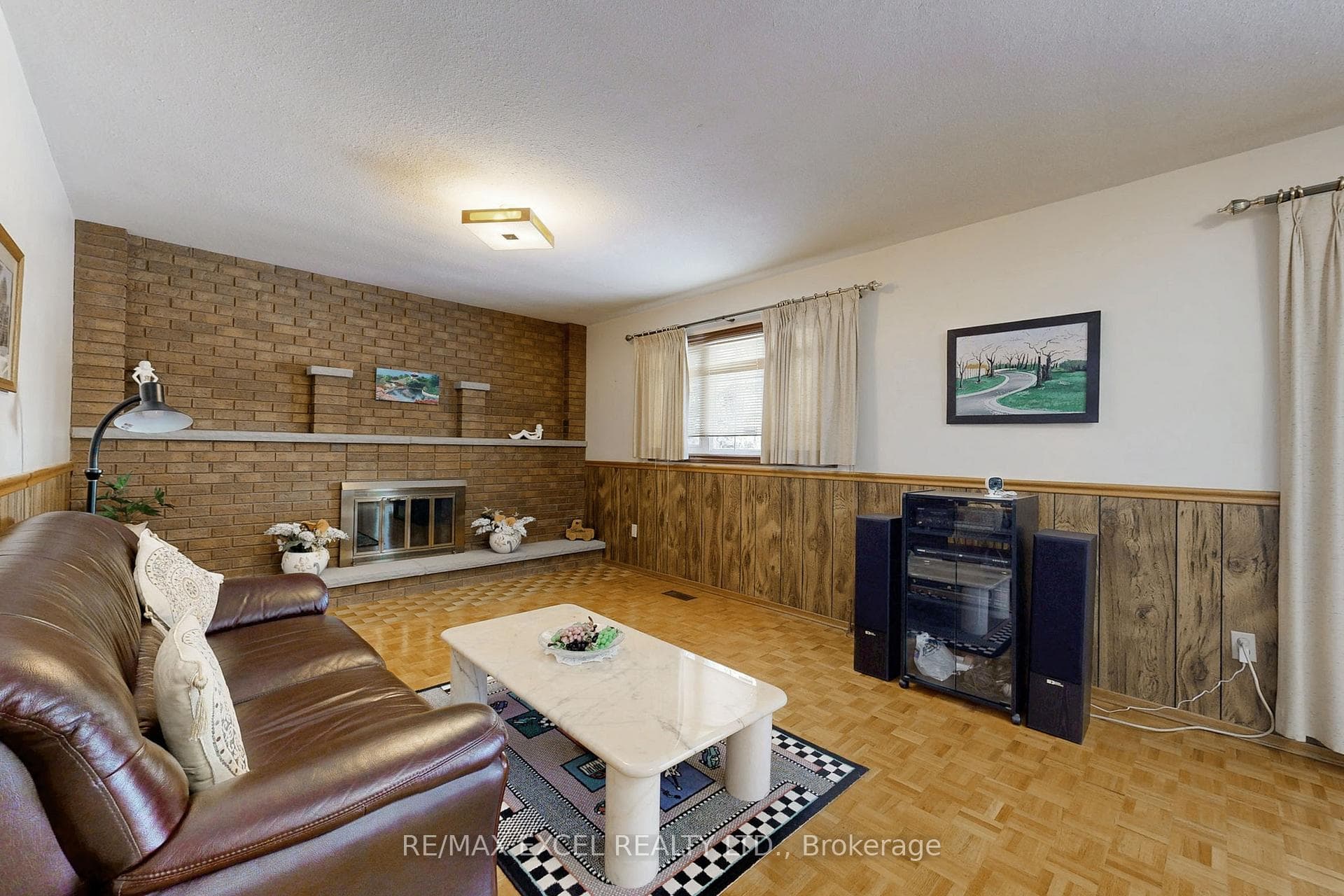 1089A Lillian Street photo 24