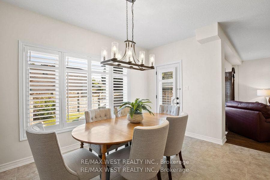 47 Burt Avenue photo 13