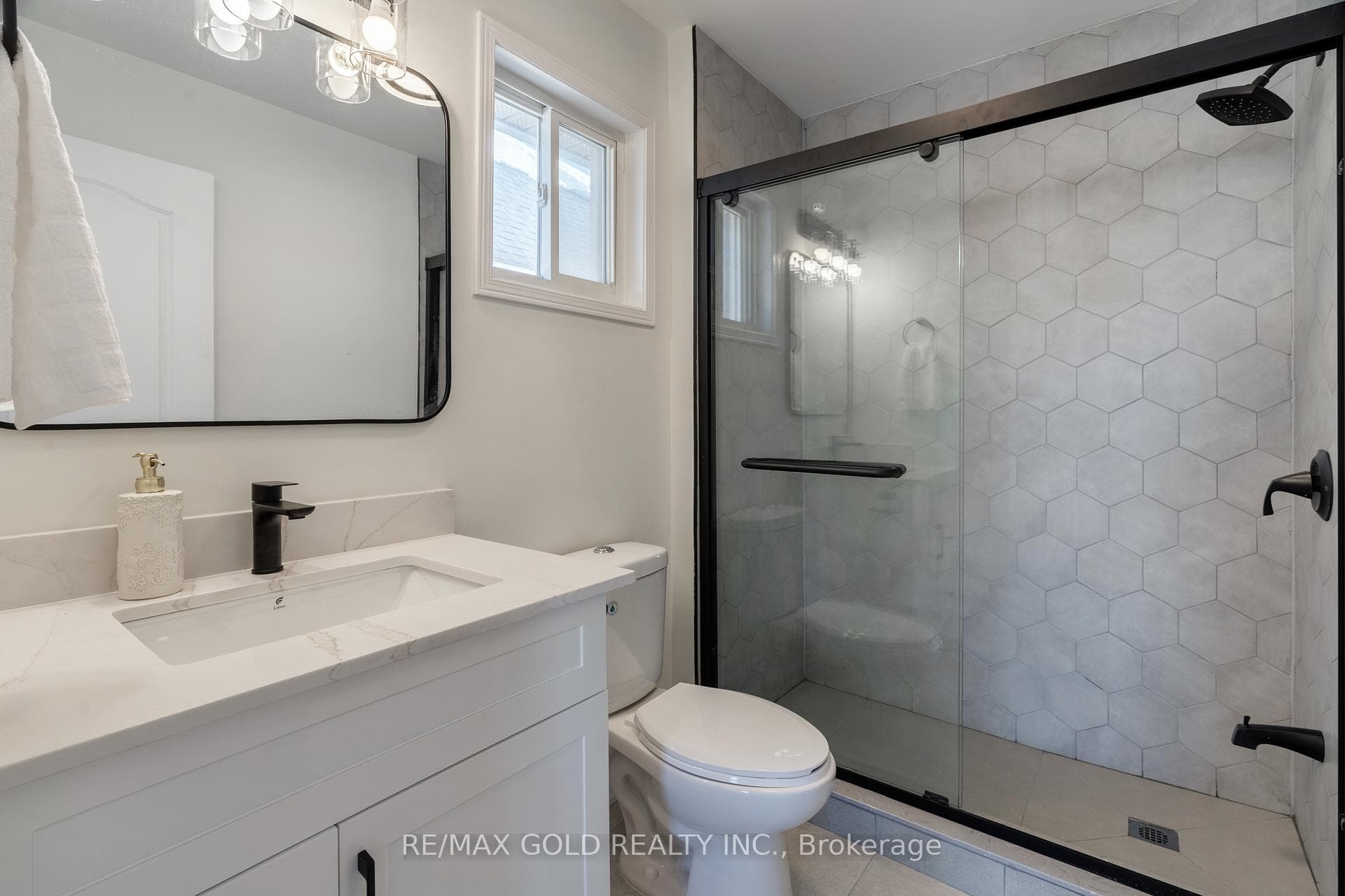 9 Morgandale Road photo 38