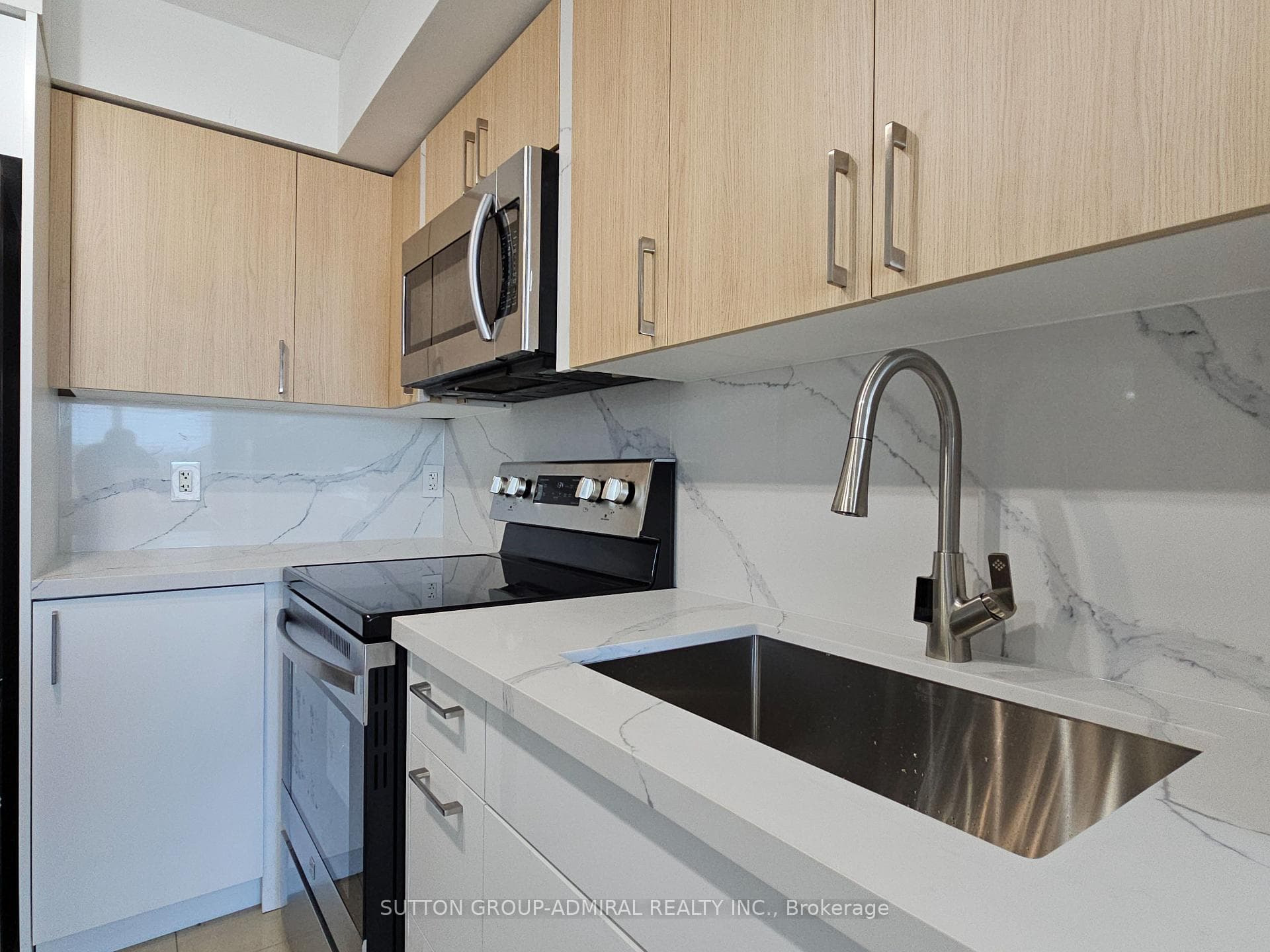 20 North Park Road Unit 417 photo 10