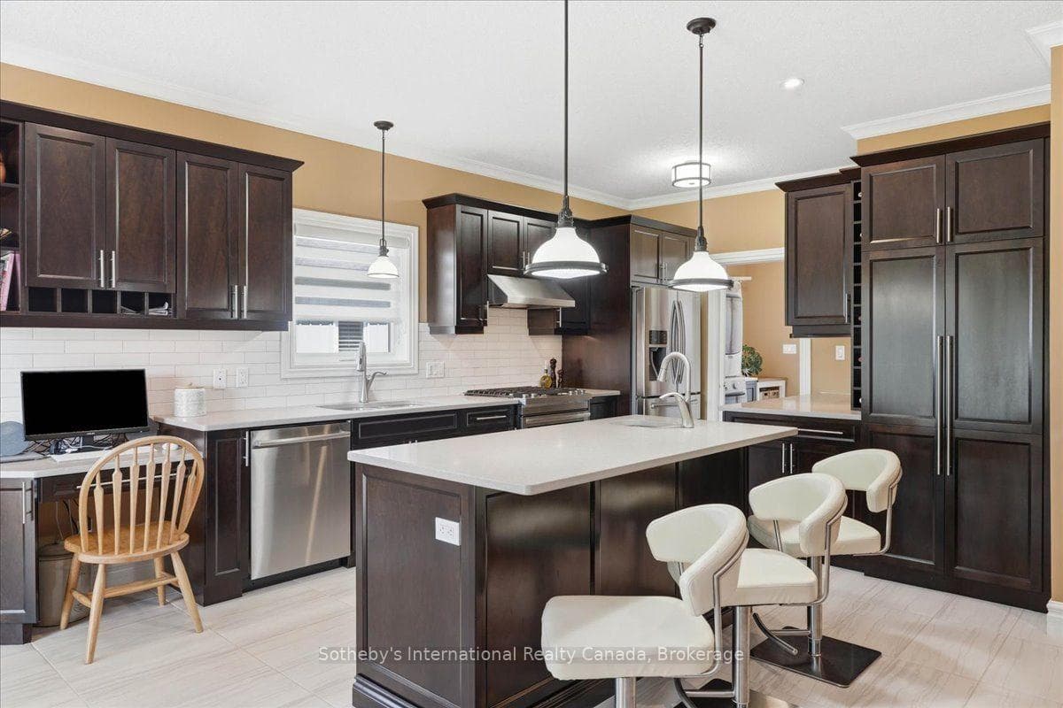 7 Conger Drive photo 12