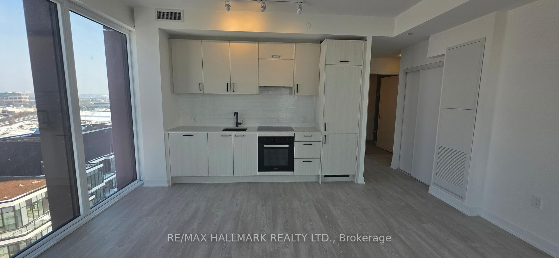 1 Quarrington Lane Unit 1417 photo 7