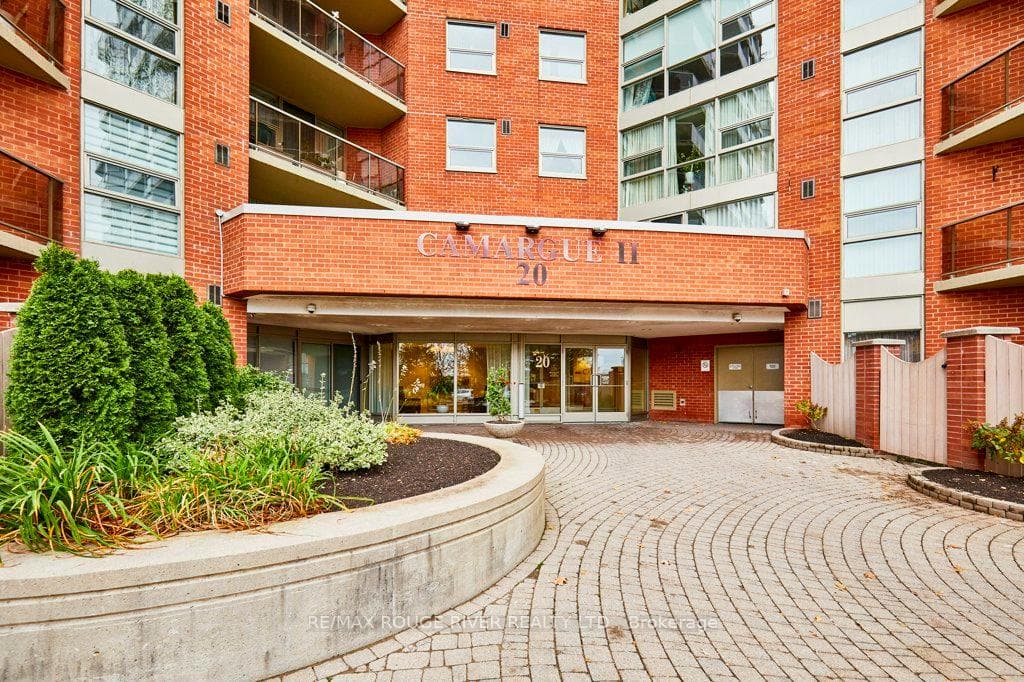 20 Dean Park Road Unit 716 photo 2