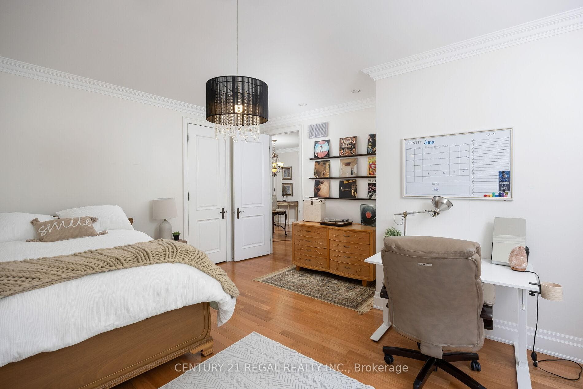 127 Sultana Avenue photo 30