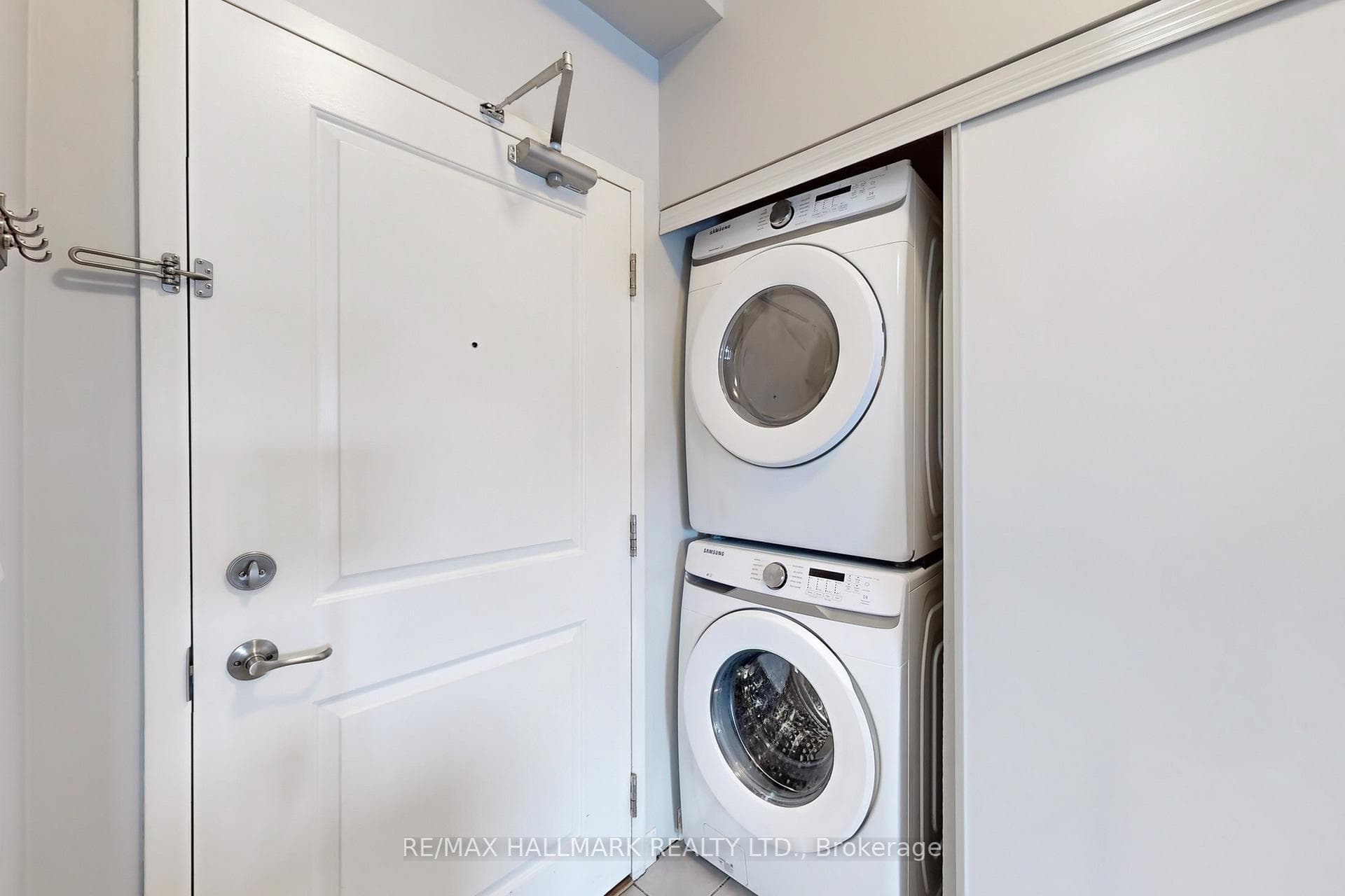 1077 Gordon Street Unit 315 photo 20
