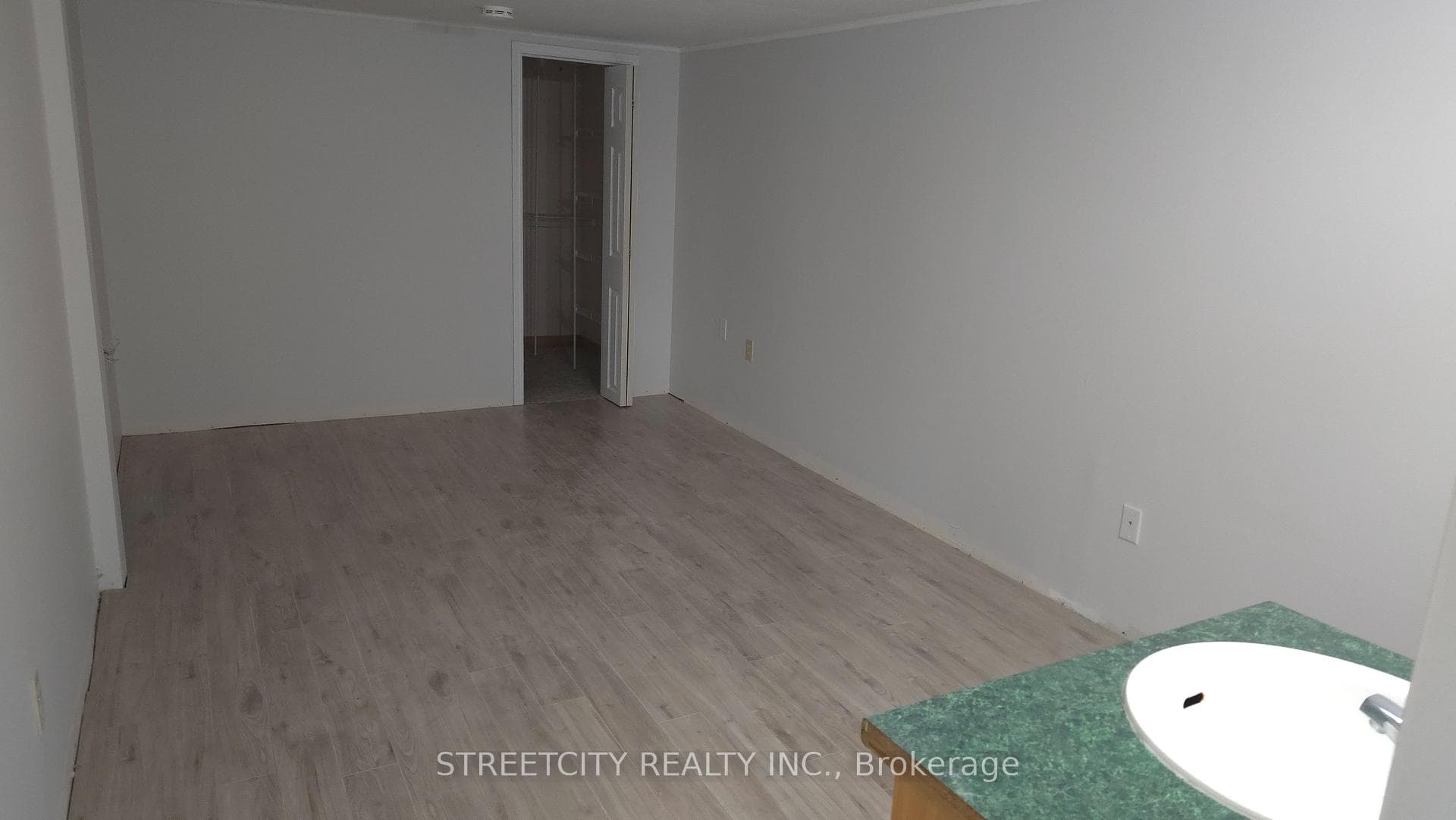 18 Rodney Crescent photo 27