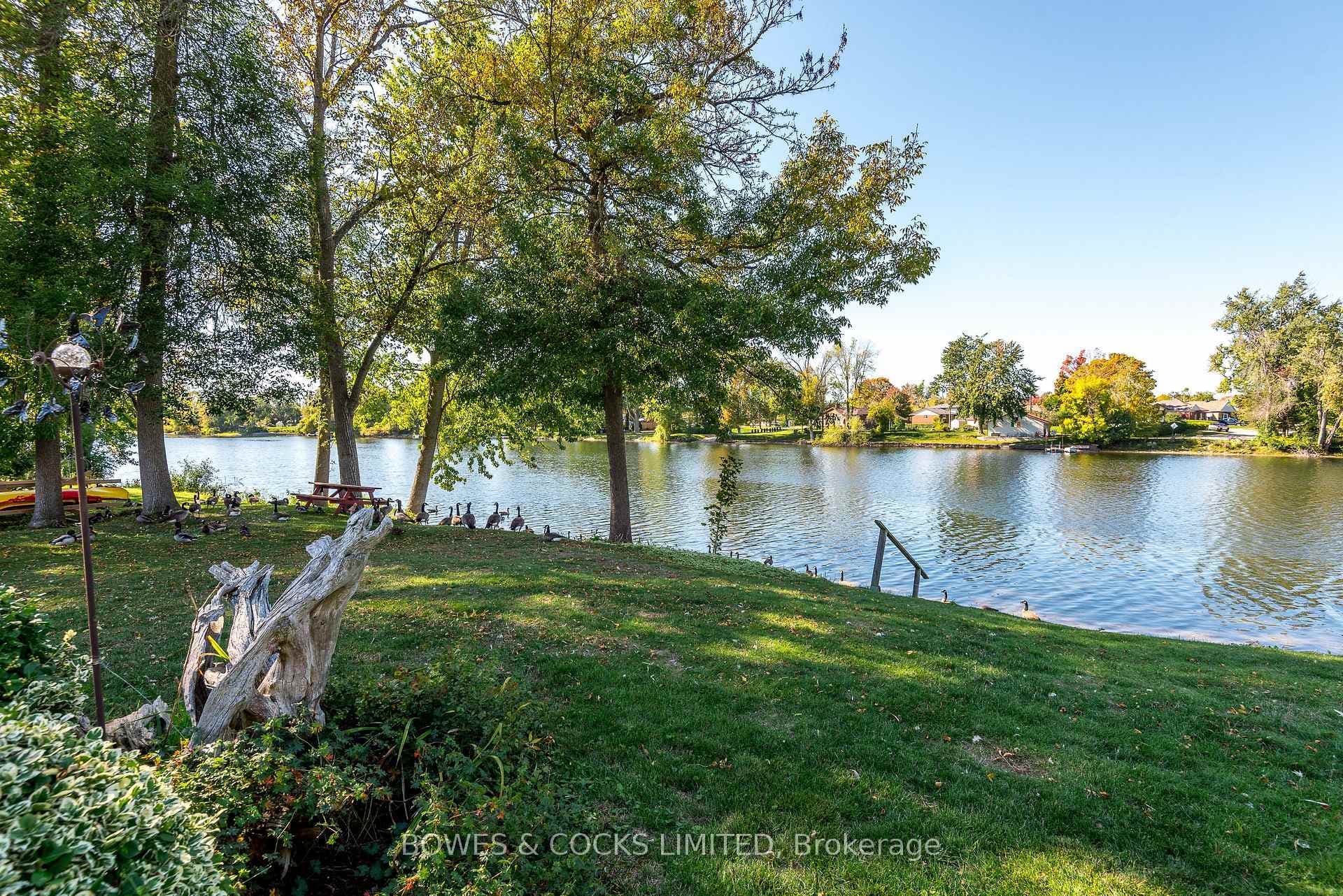 274 Sherin Avenue photo 26