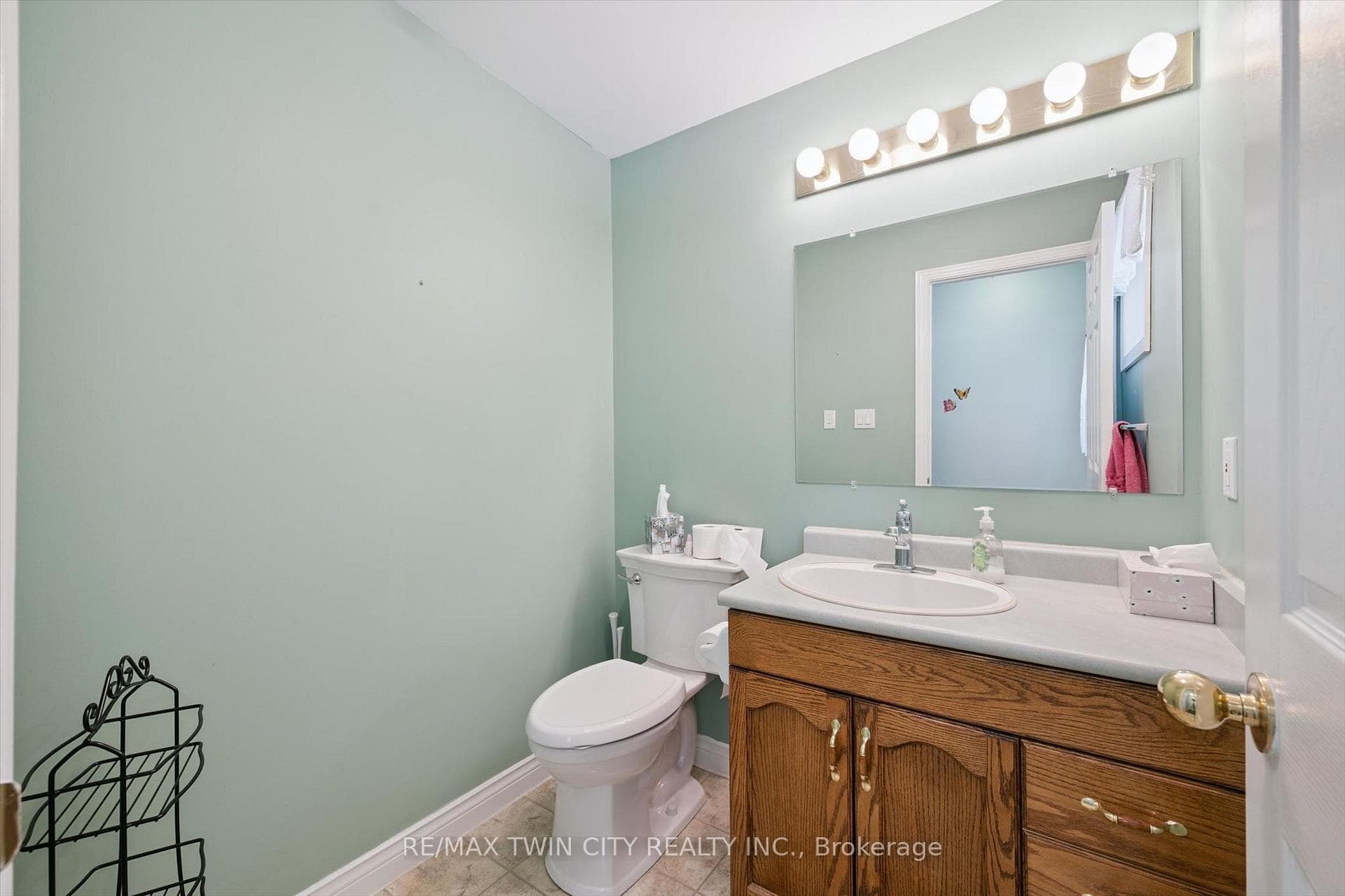 4 Spruce Avenue photo 12