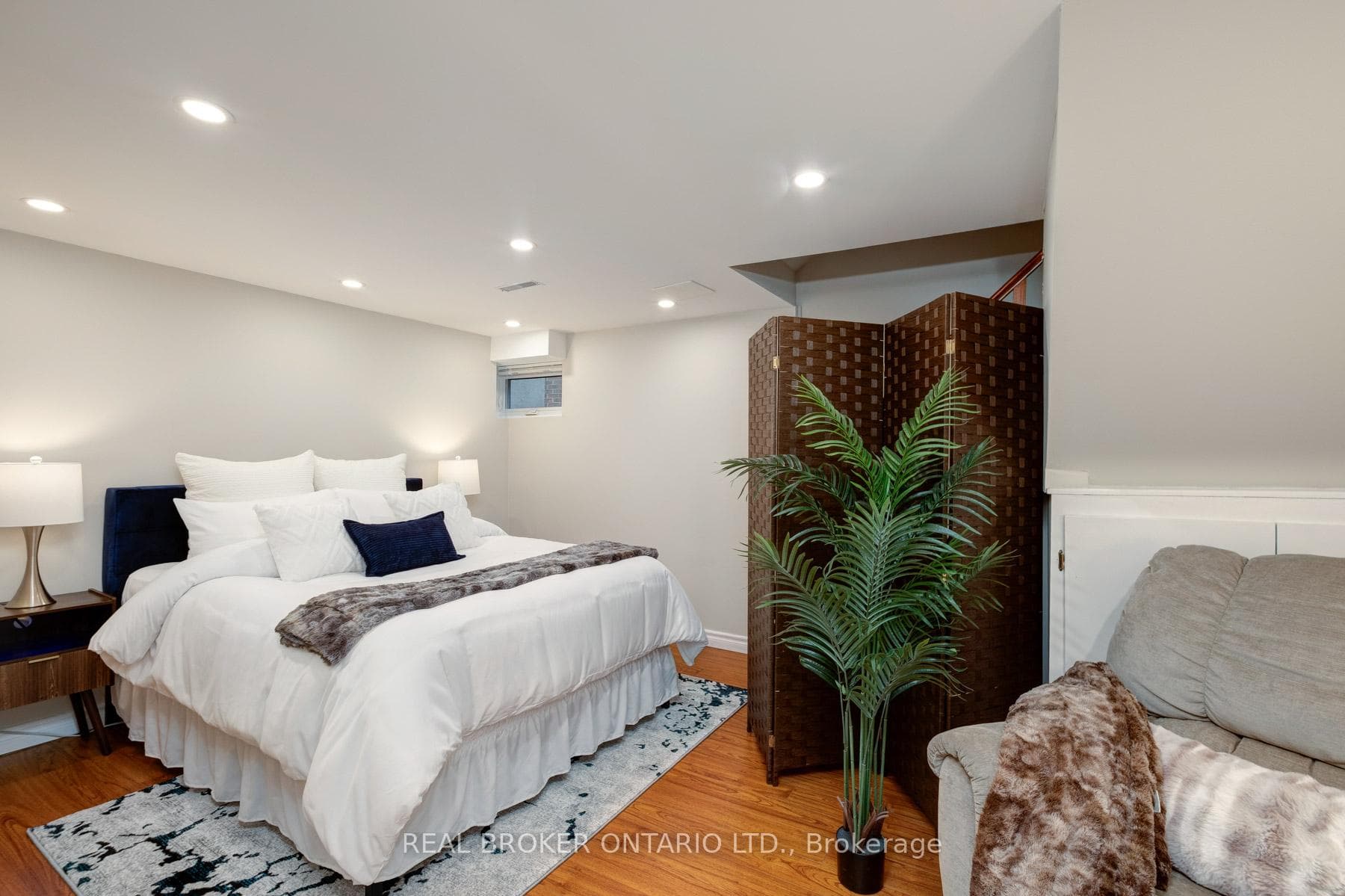 25 Charnwood Place Unit Bsmt photo 16