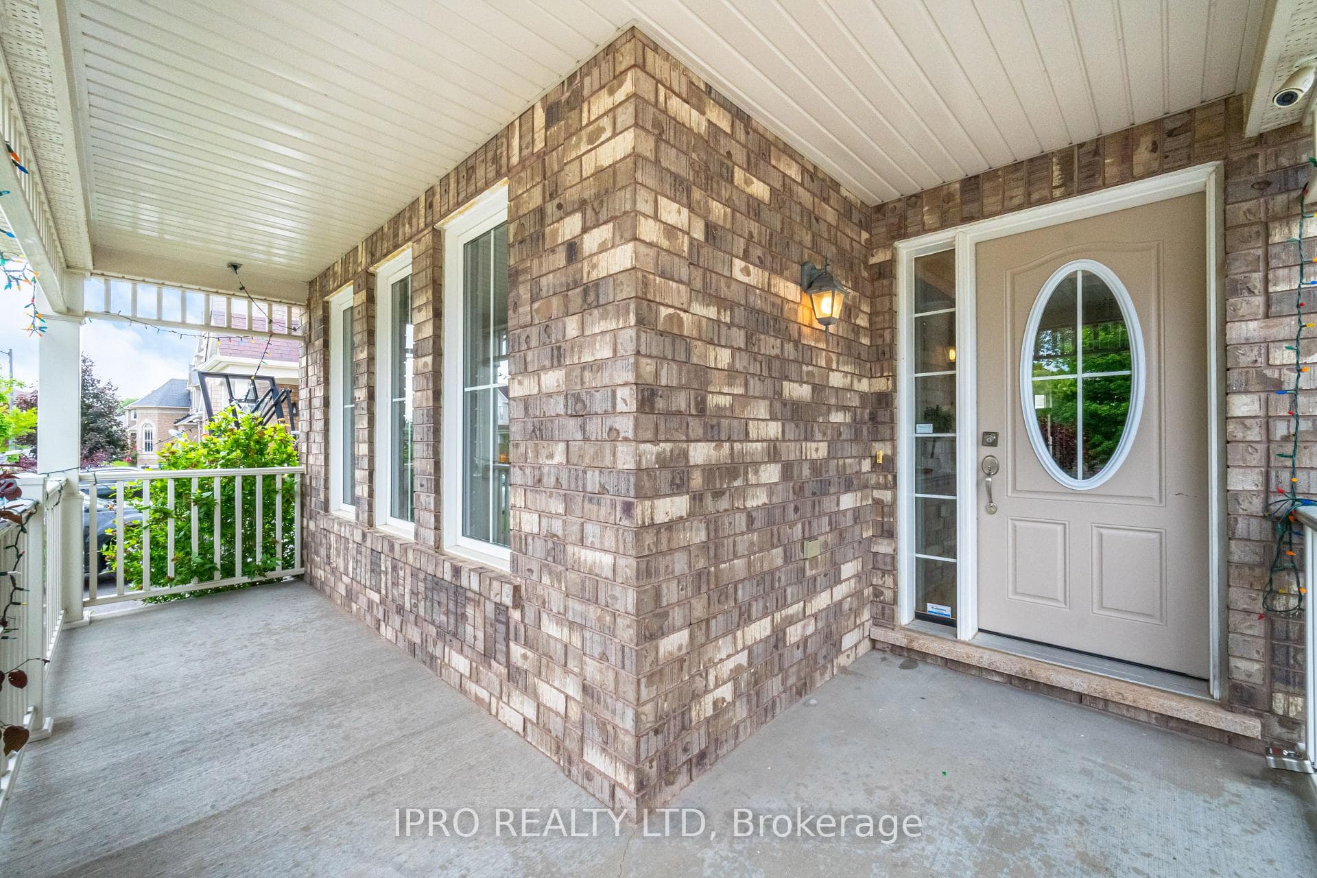 24 Chase Crescent photo 5