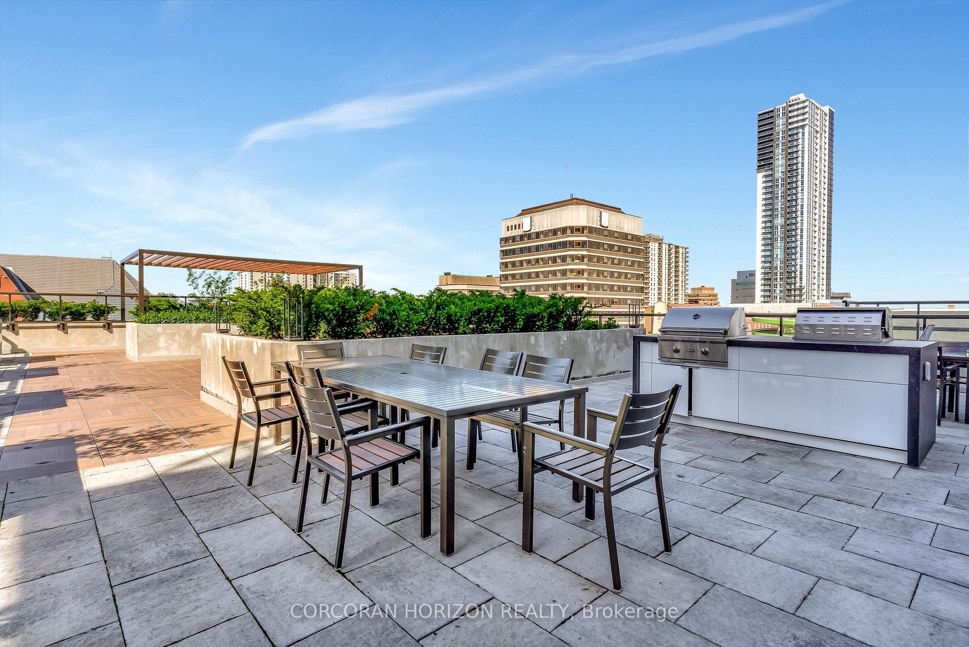 55 Duke Street Unit 1409 photo 32