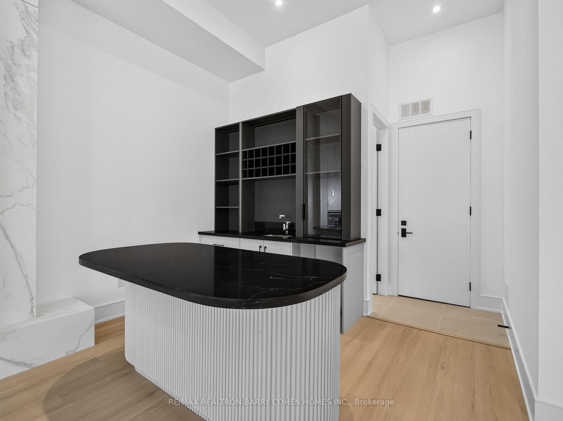 243 Florence Avenue photo 30