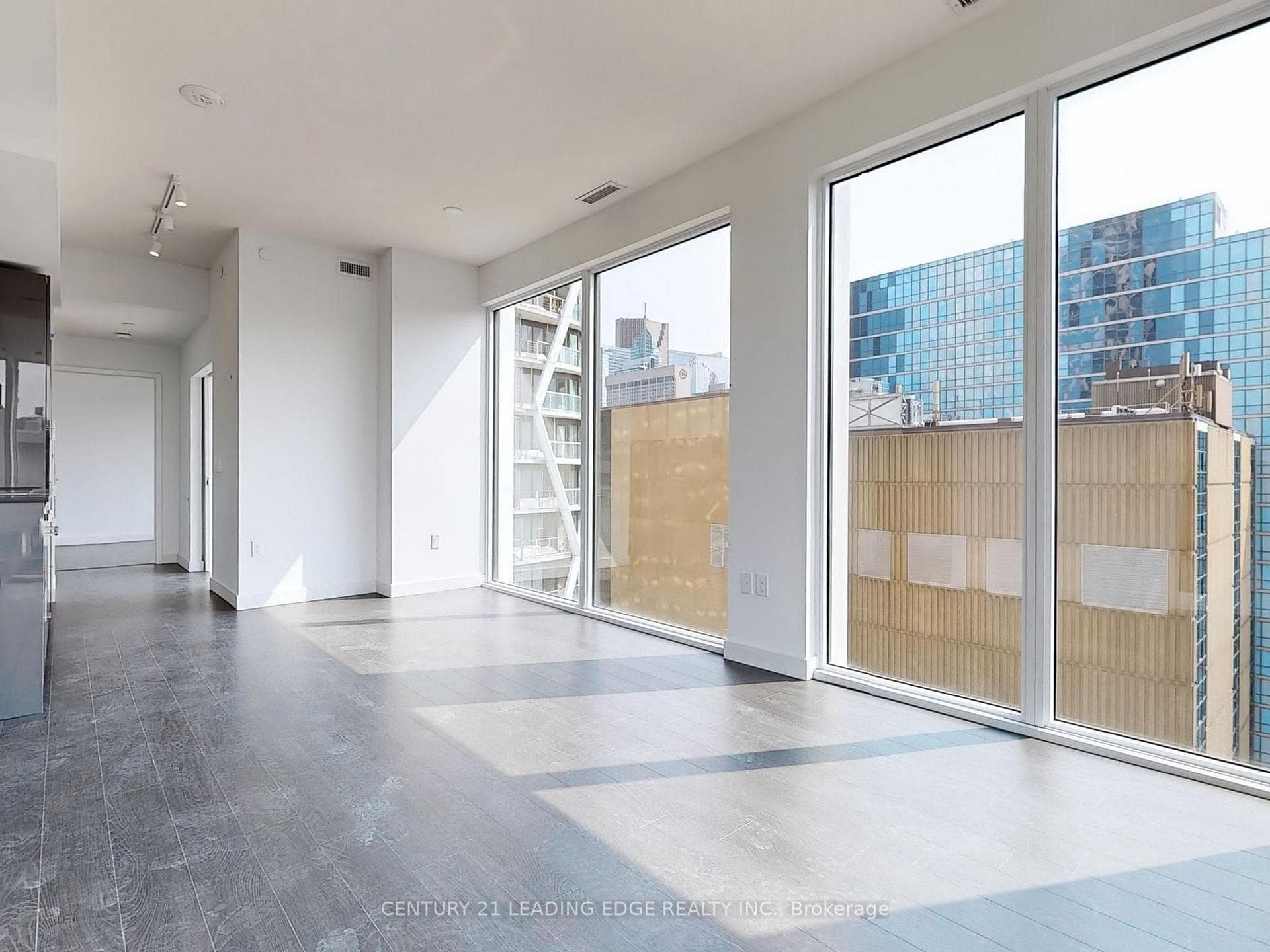 121 St Patrick Street Unit 1522 photo 5