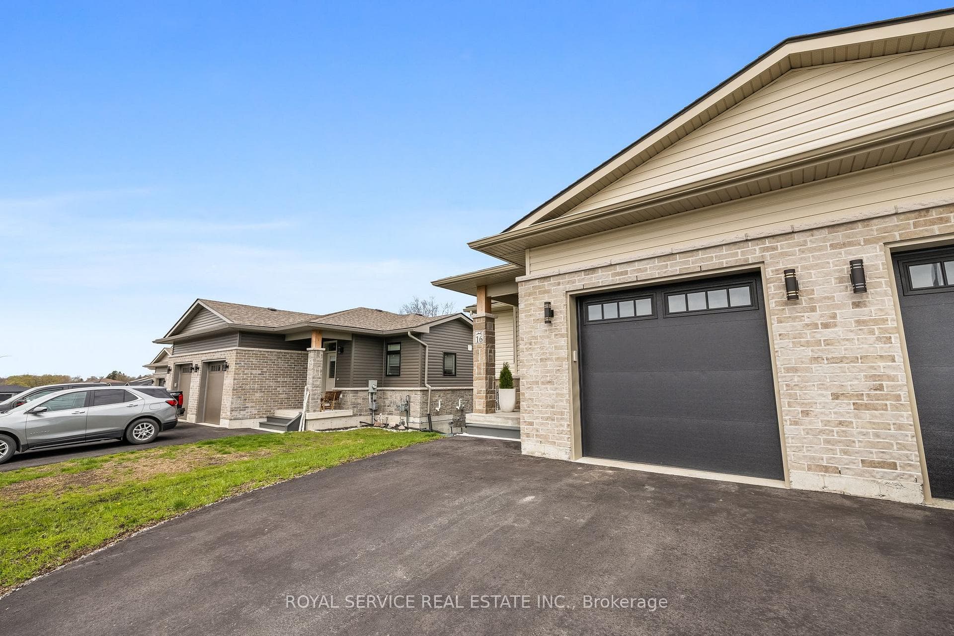 Single car garage