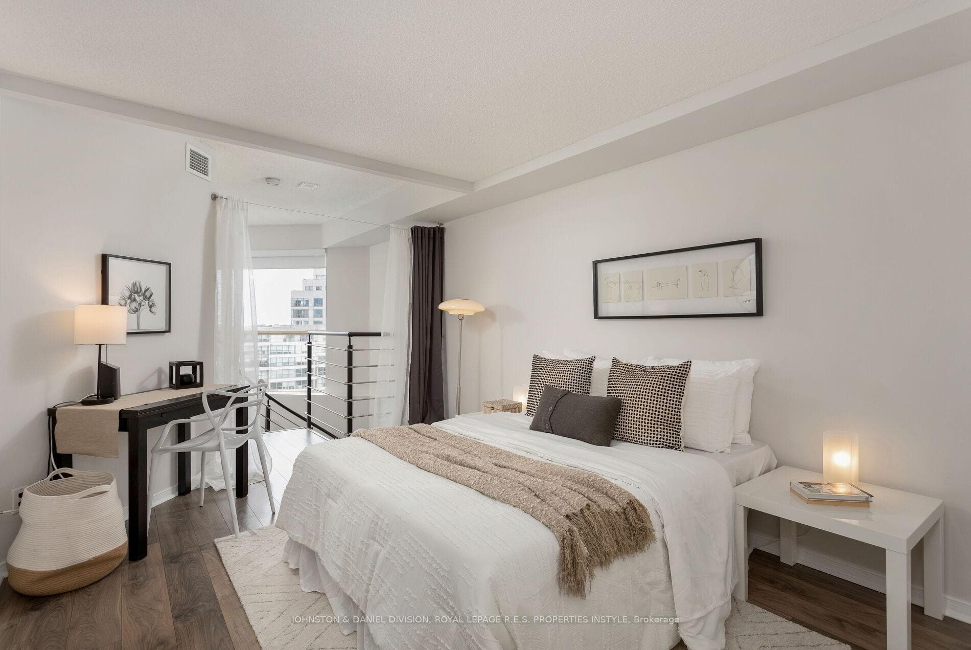 2261 Lake Shore Boulevard Unit 921 photo 23
