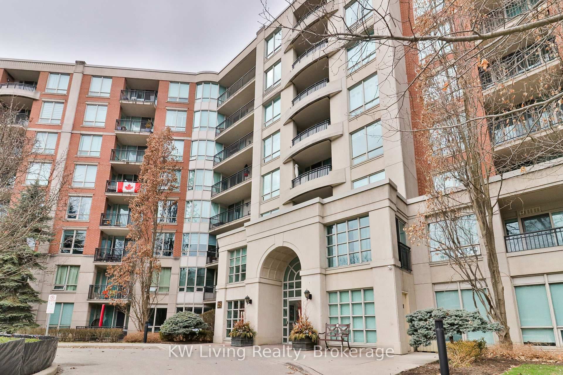 28 William Carson Crescent Unit 121 photo 1