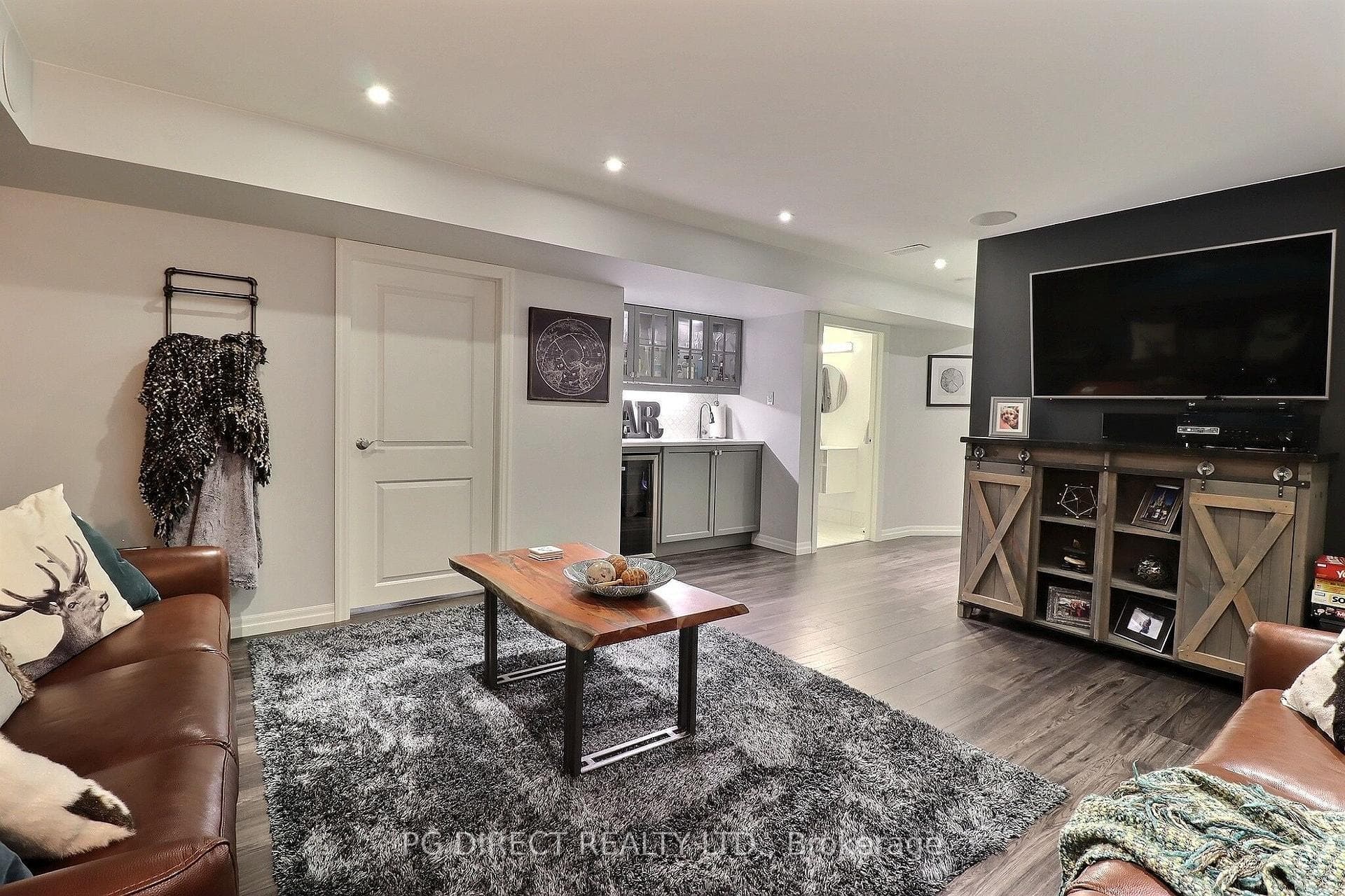 3089 Pomeroy Lane photo 22